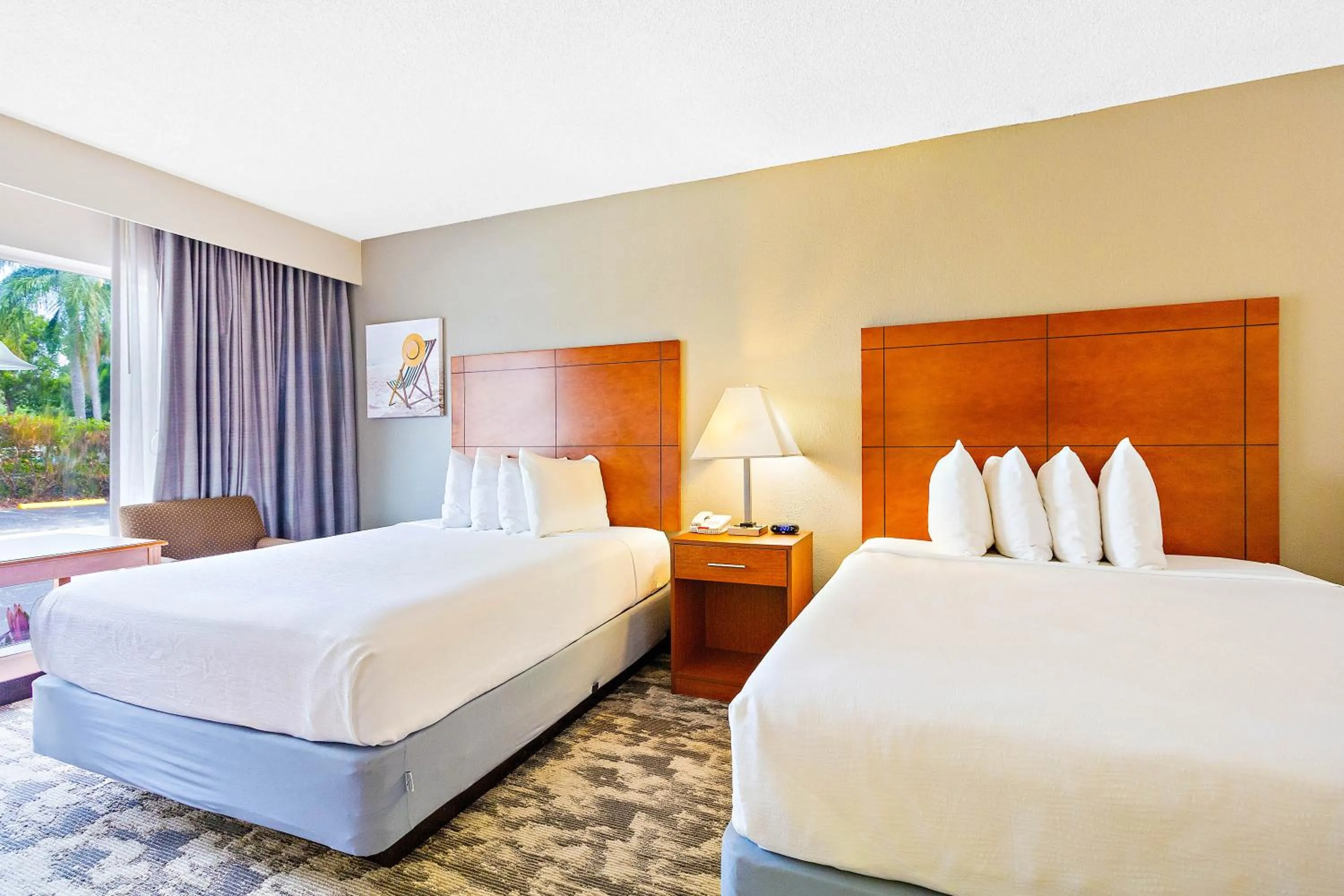 Photo of the whole room, Bed in Best Western Plus University Inn