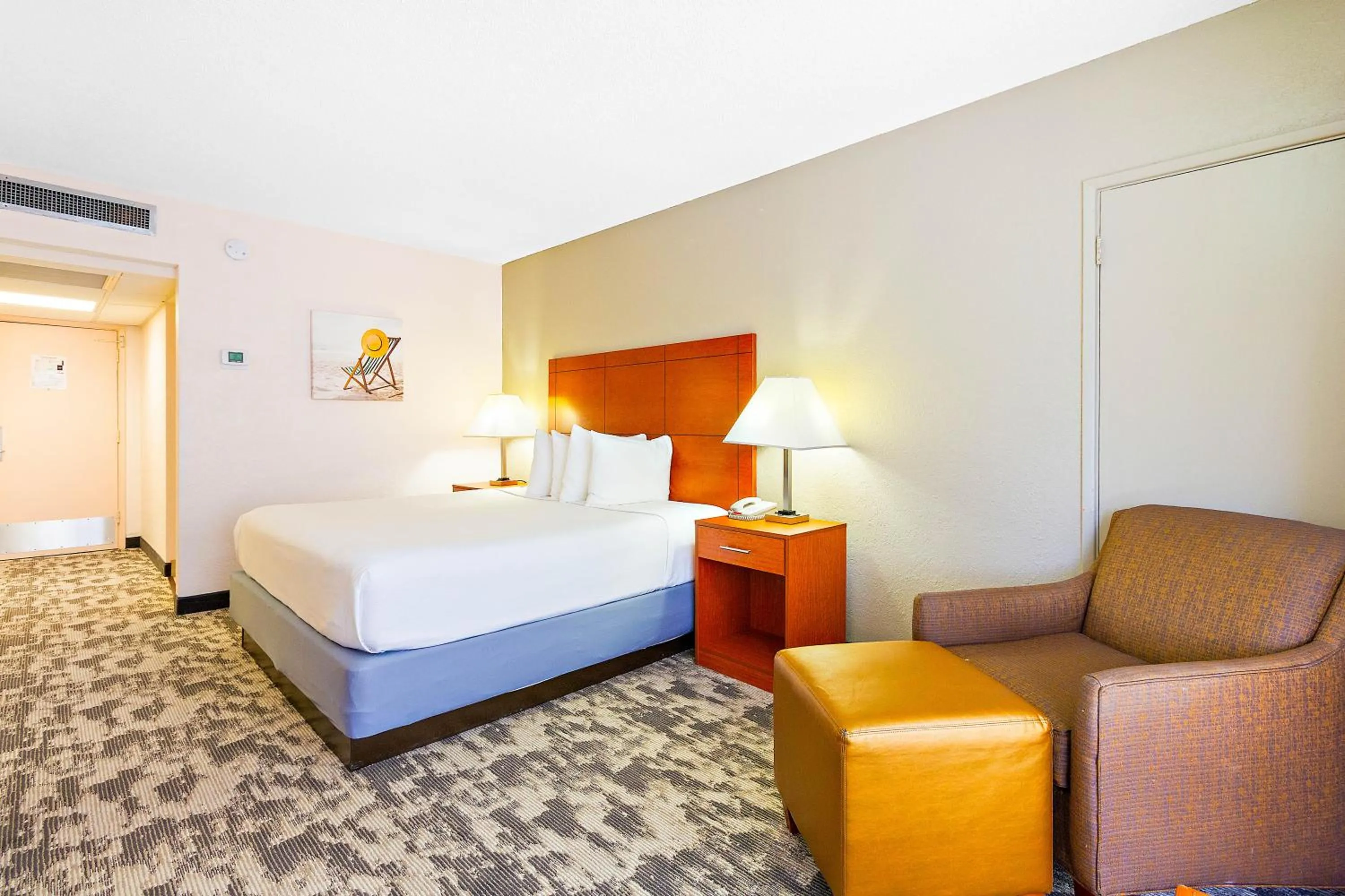 air conditioner, Bed in Best Western Plus University Inn