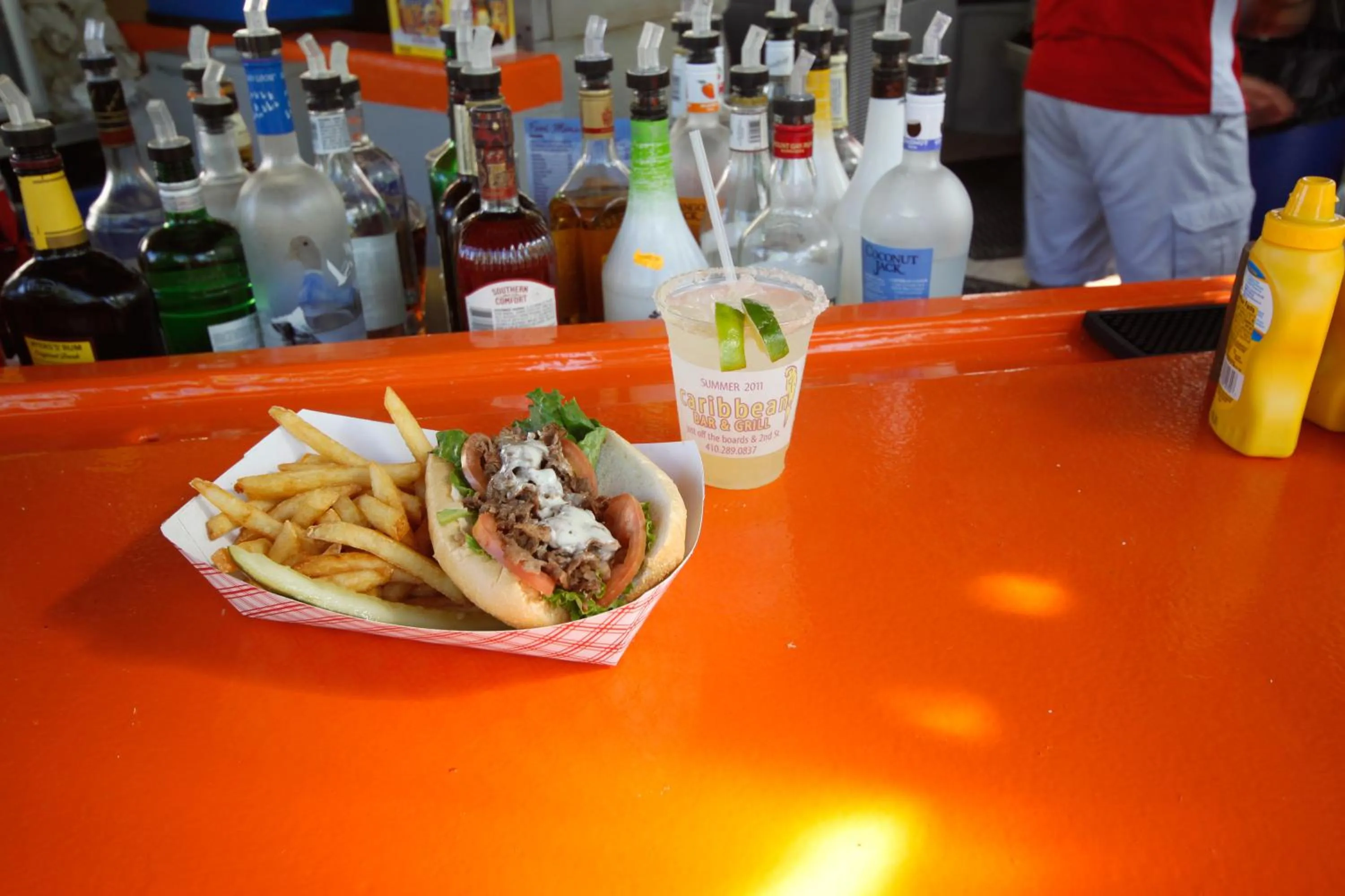 Restaurant/places to eat in Plim Plaza Hotel