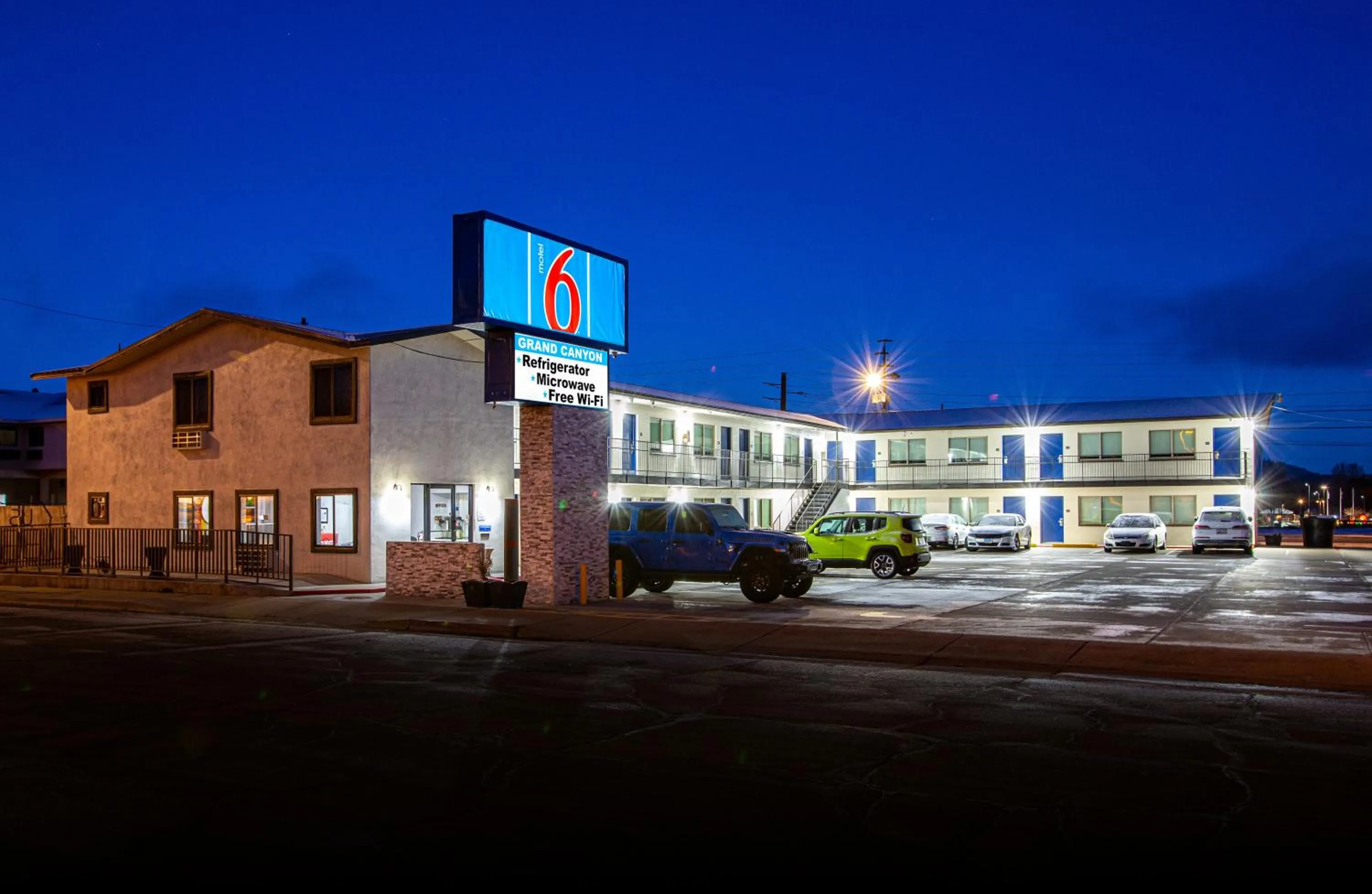 Property building in Motel 6 Williams AZ Downtown Grand Canyon