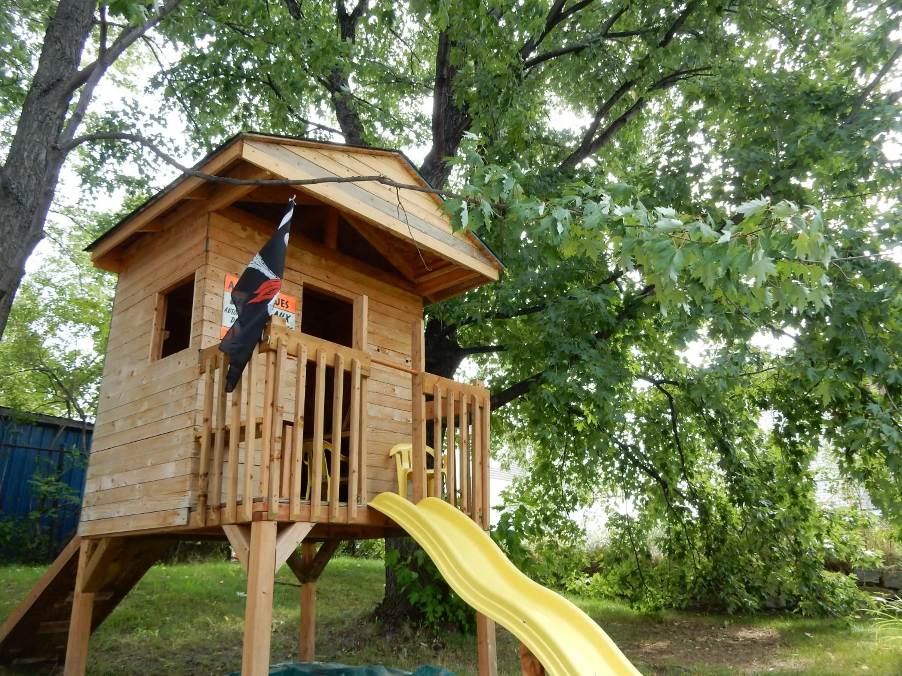 Children play ground in Almatoit