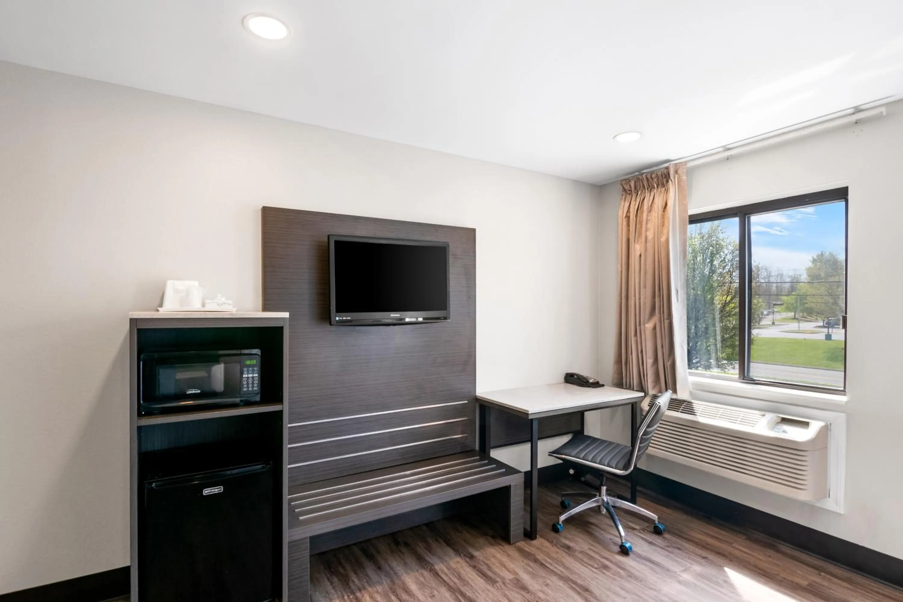 Days Inn by Wyndham Bethel - Danbury