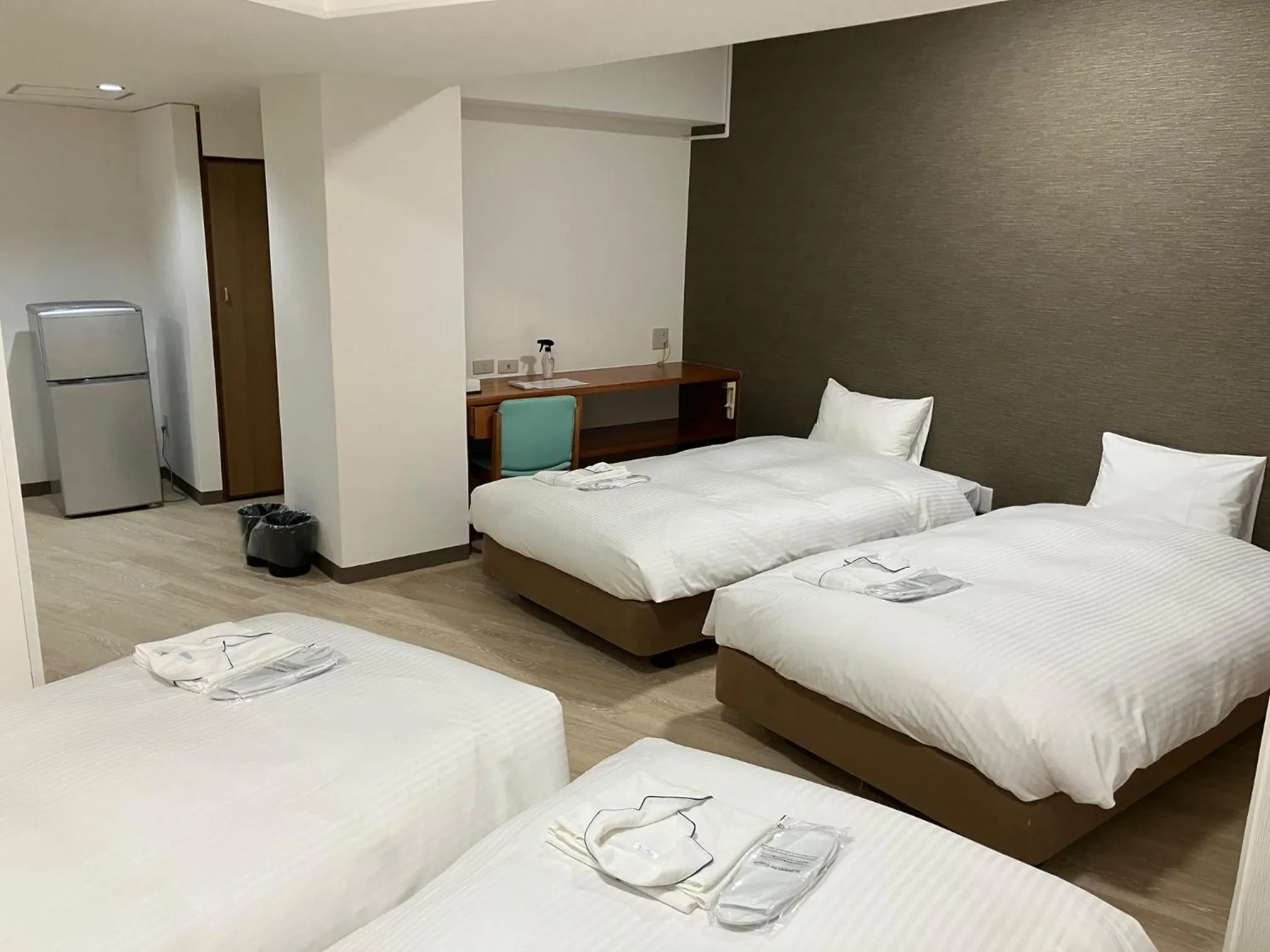 Bed in Enagic Okinawa Kokusai Plaza Hotel