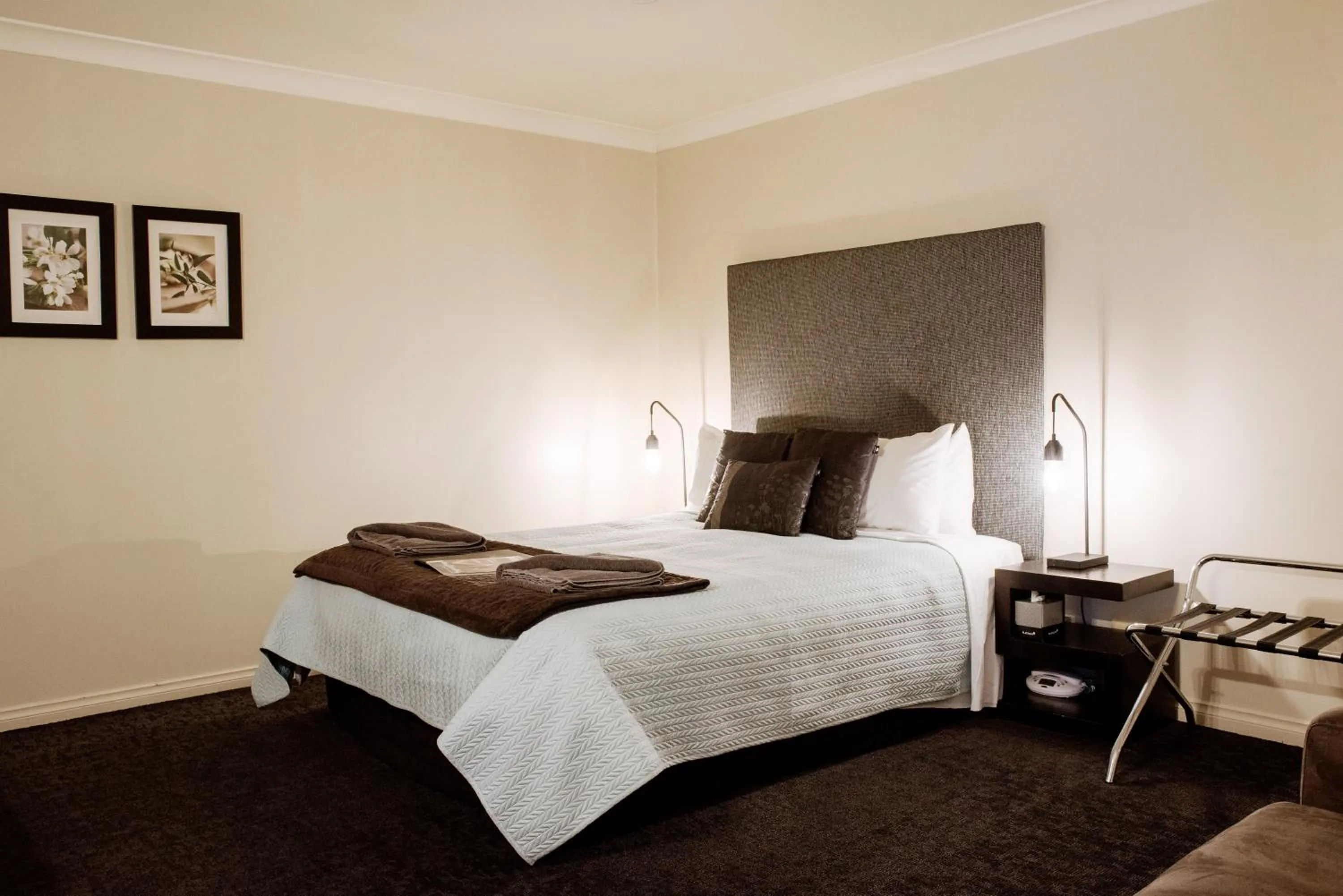 Bed in Alexandra Place