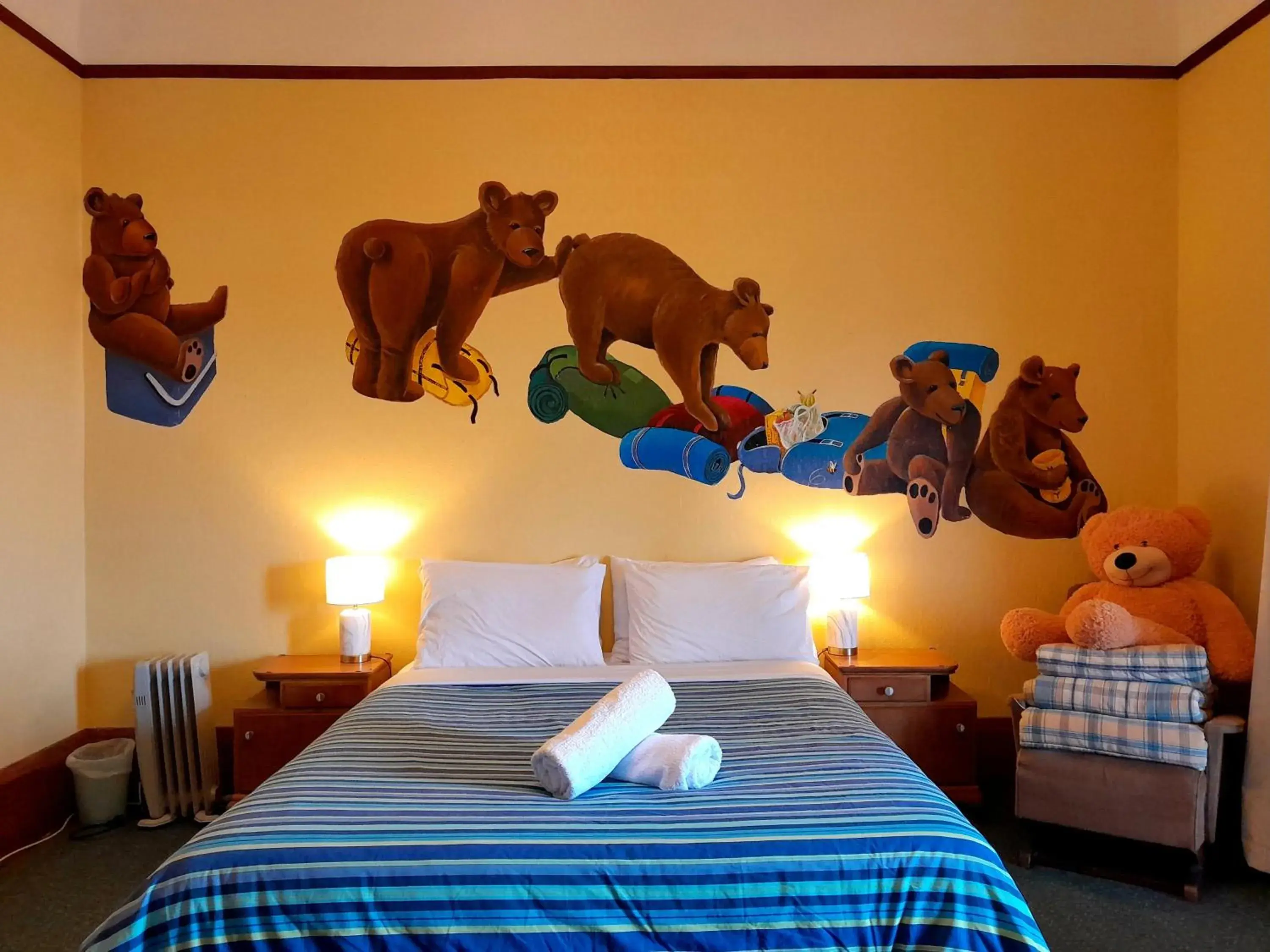 Classic Family Room - single occupancy in Noah's Ark Flashpacker Classic Family Room - single occupancy in Noah's Ark Flashpacker