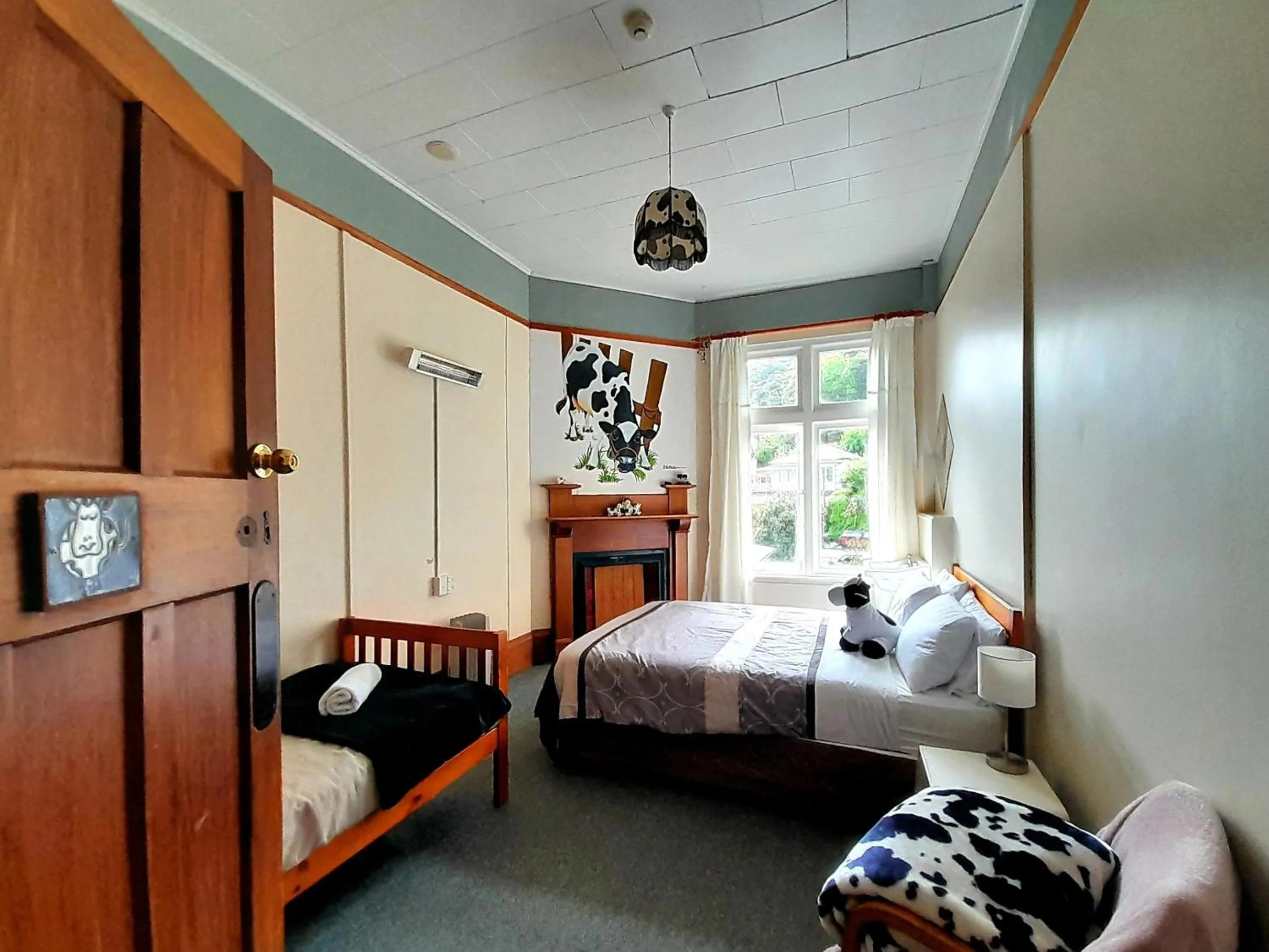 Bedroom, Bed in Noah's Ark Flashpacker