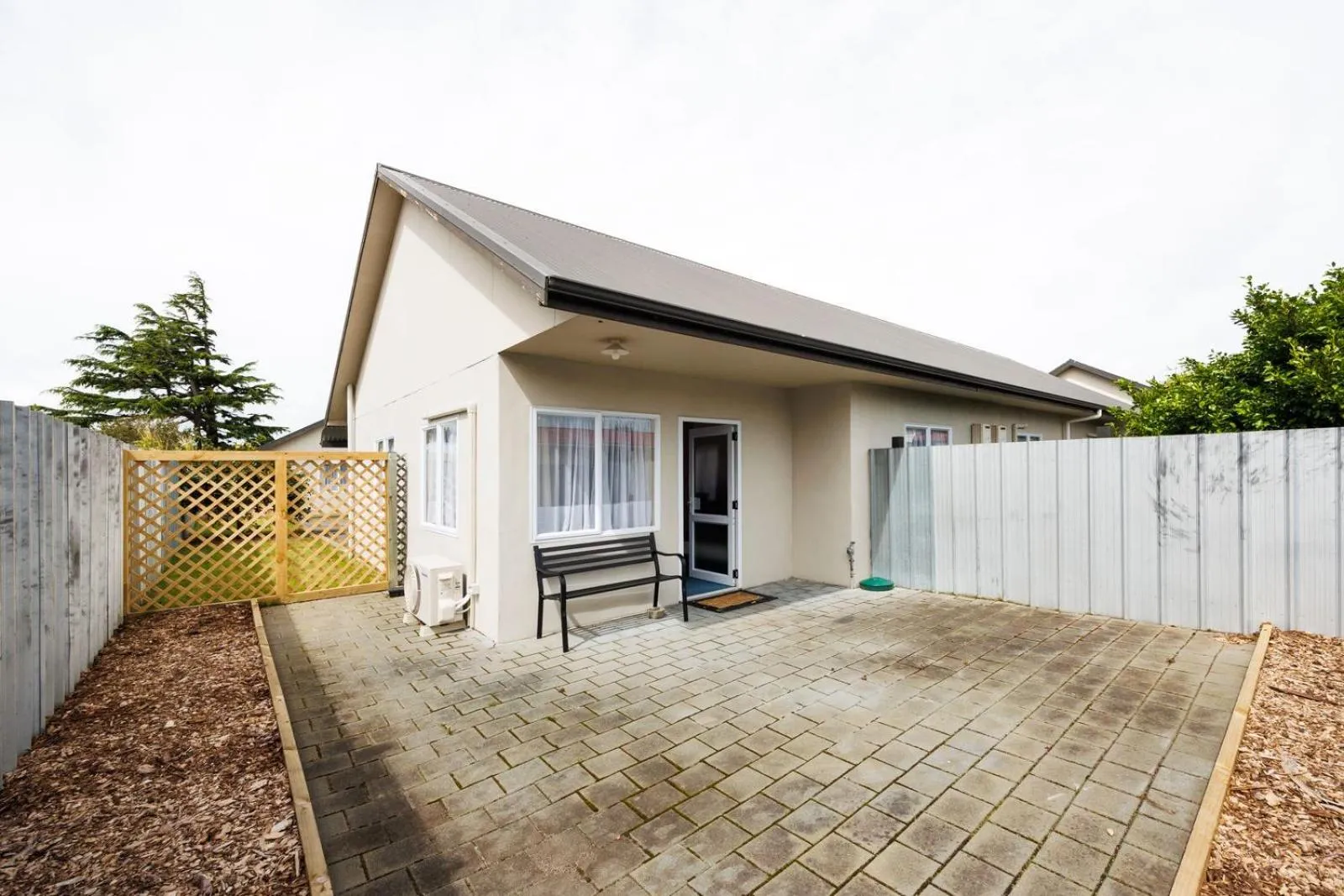 Patio in Braemar Motor Lodge
