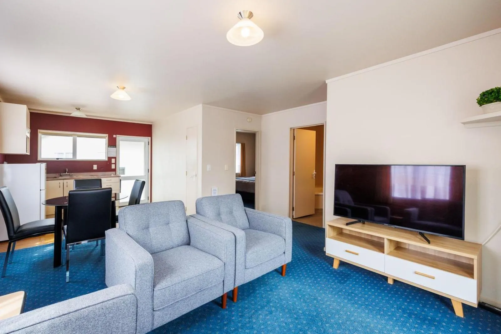 Living room in Braemar Motor Lodge