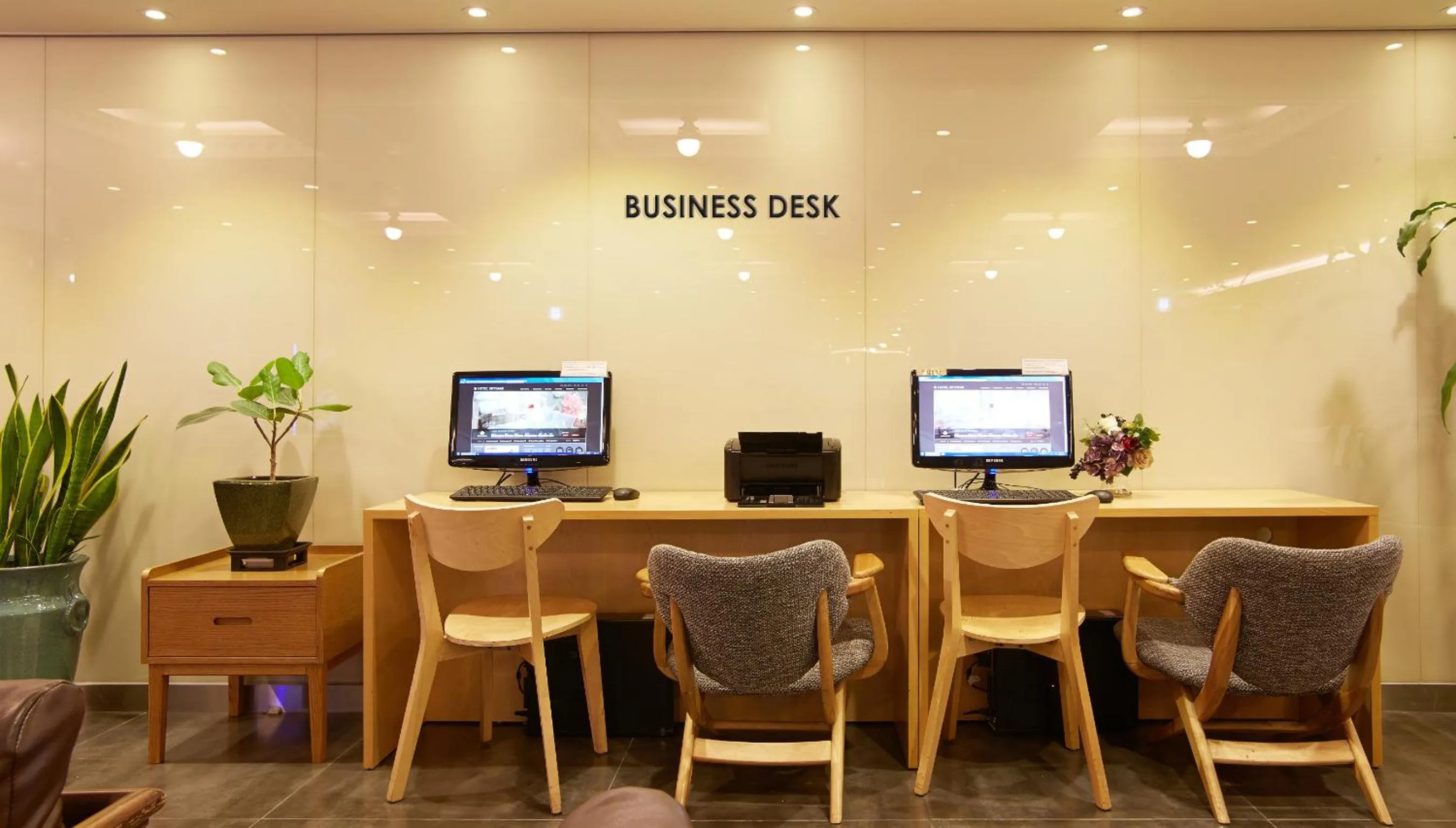 Decorative detail in Hotel Skypark Myeongdong 2