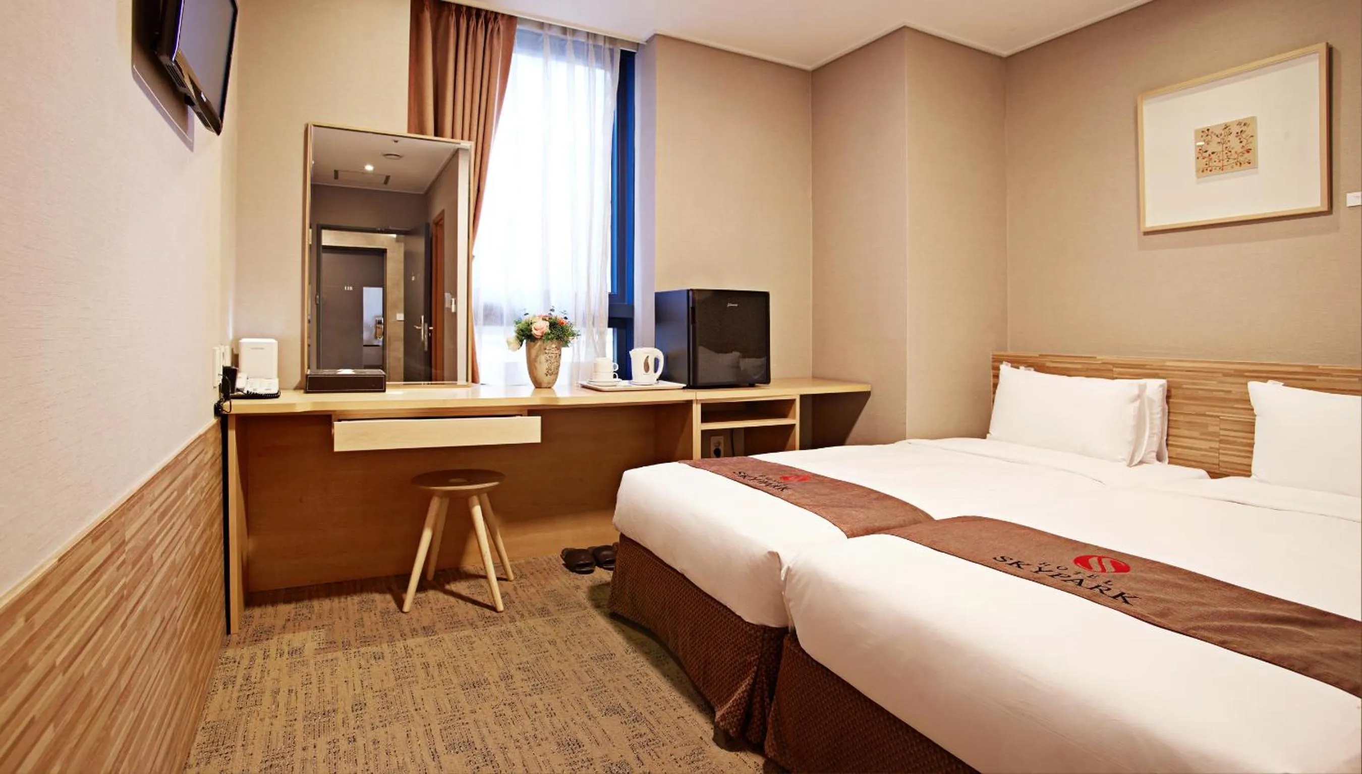 Bed in Hotel Skypark Myeongdong 2