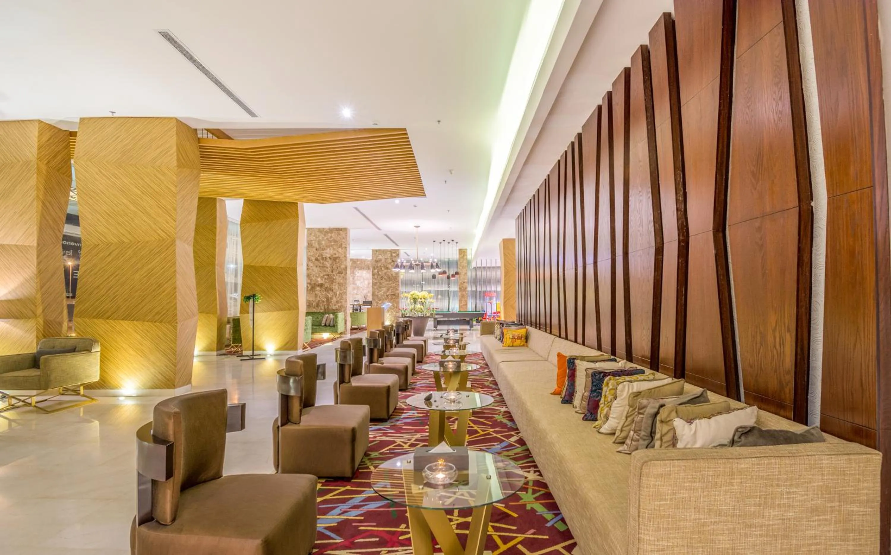 Lobby or reception in Ewaa Express Hotel - Al Hamra