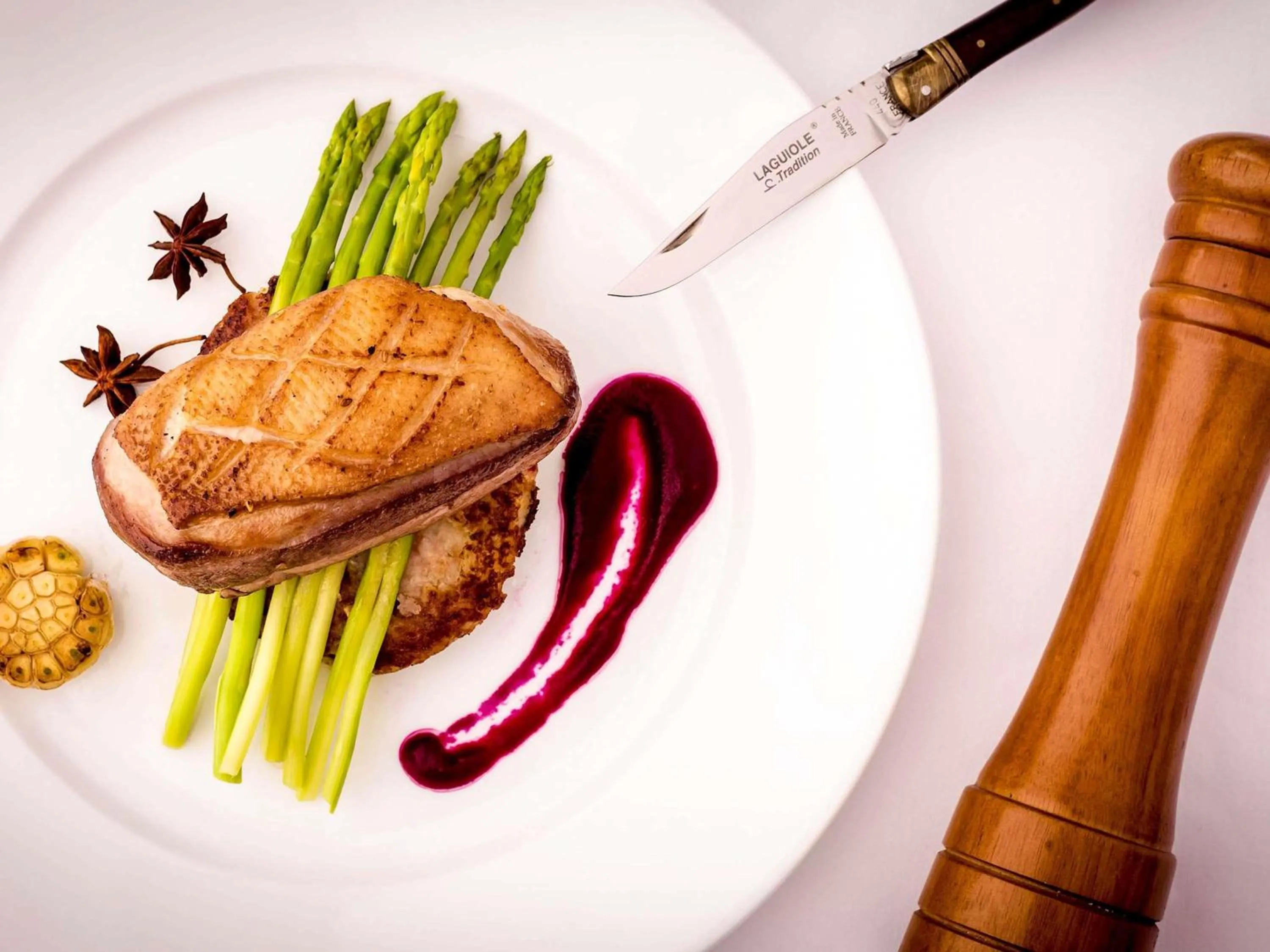 Restaurant/places to eat in Grand Mercure Danang