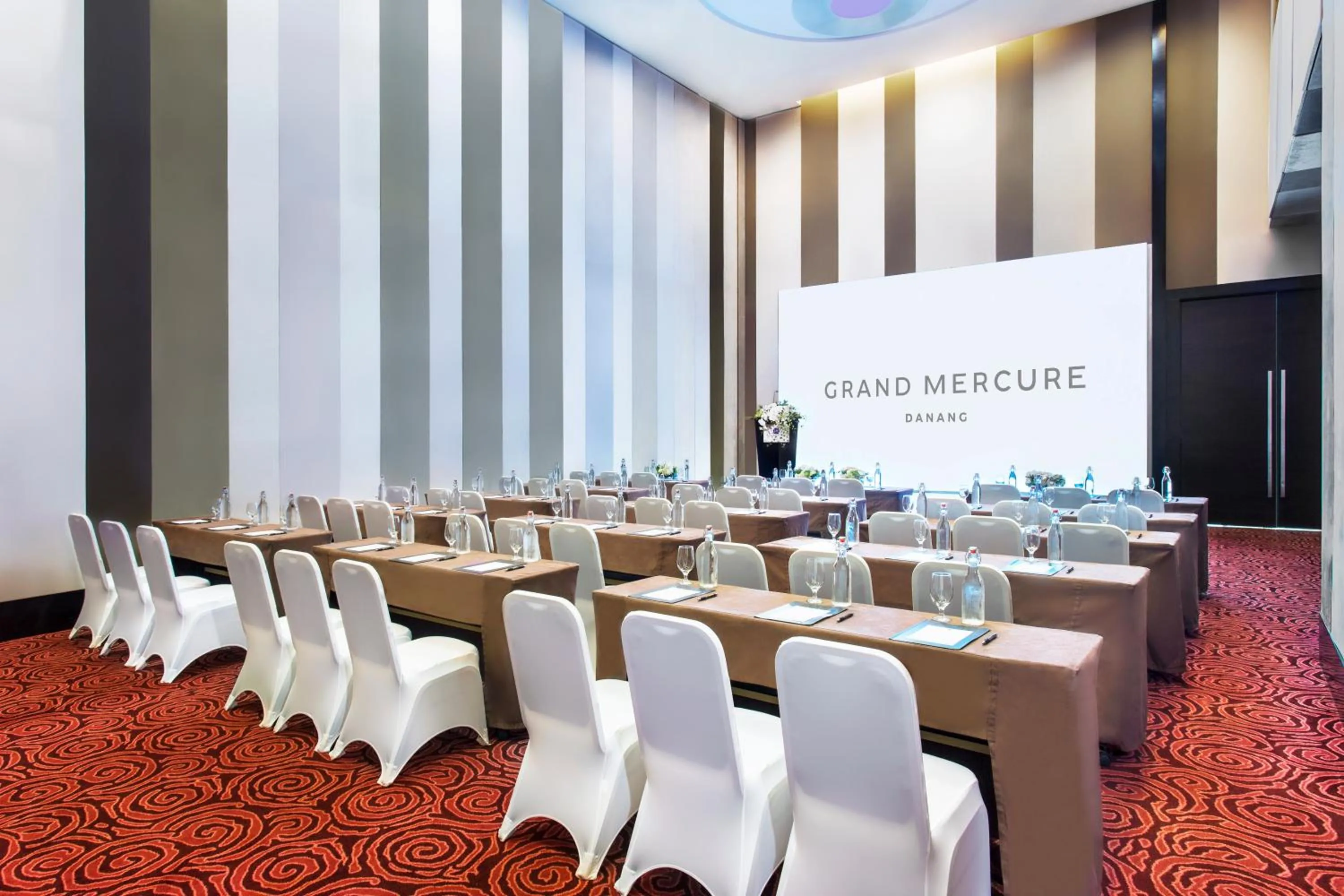 Banquet/Function facilities in Grand Mercure Danang