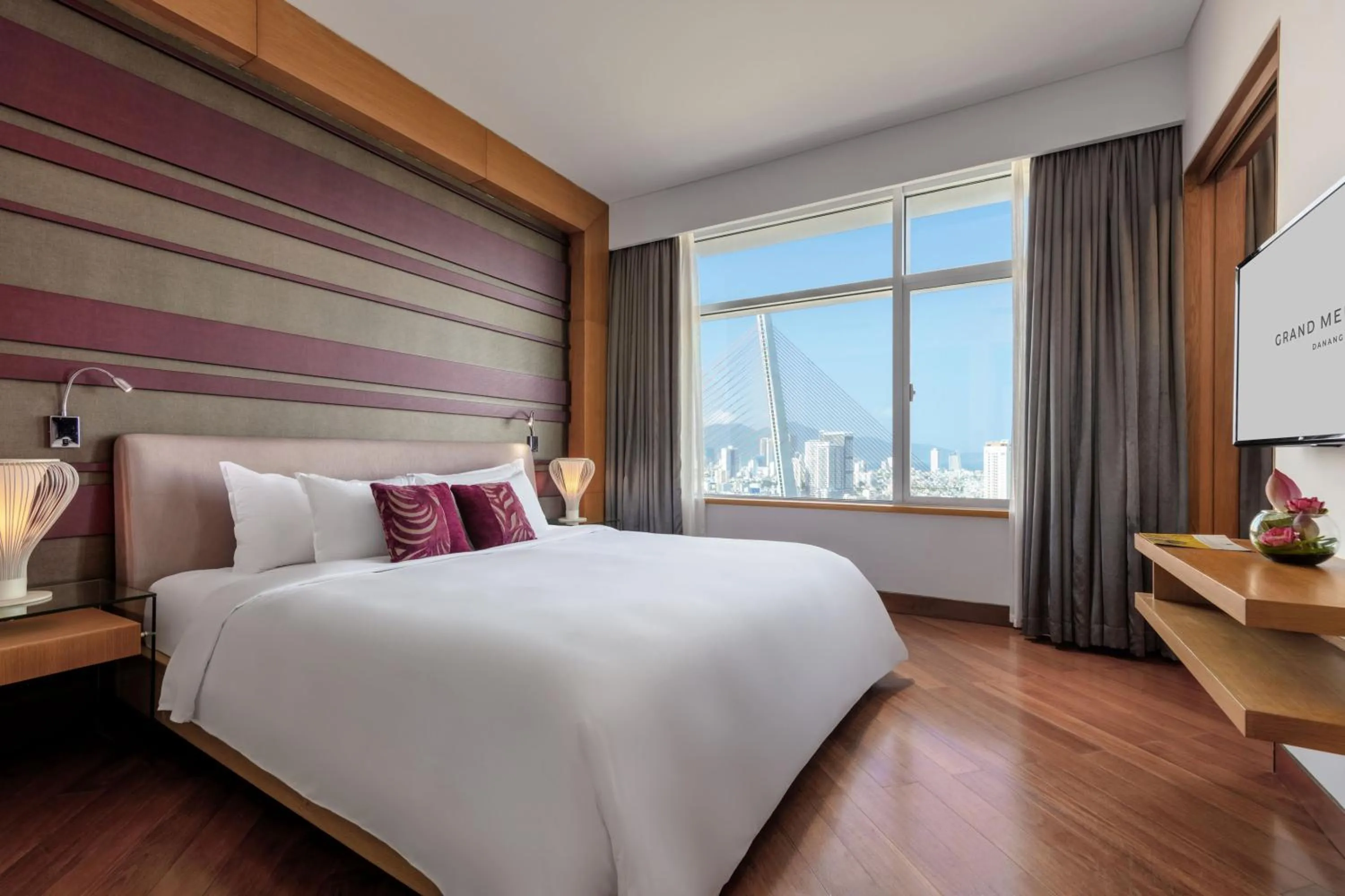 View (from property/room), Bed in Grand Mercure Danang