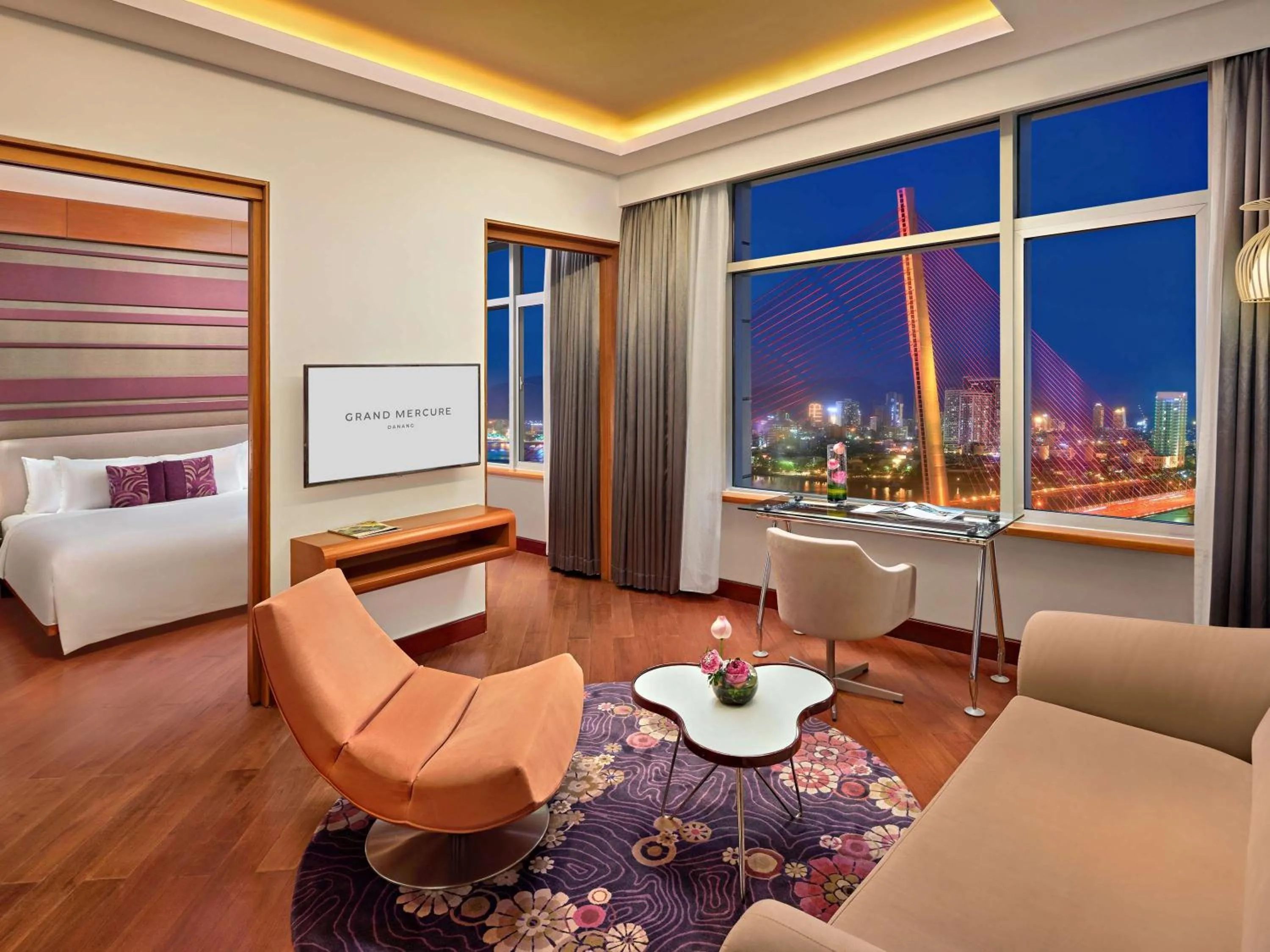 Family Suite - High Floor with Executive Lounge access in Grand Mercure Danang