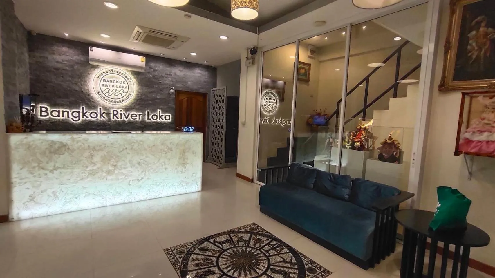 Lobby or reception in Bangkok River Loka Hotel