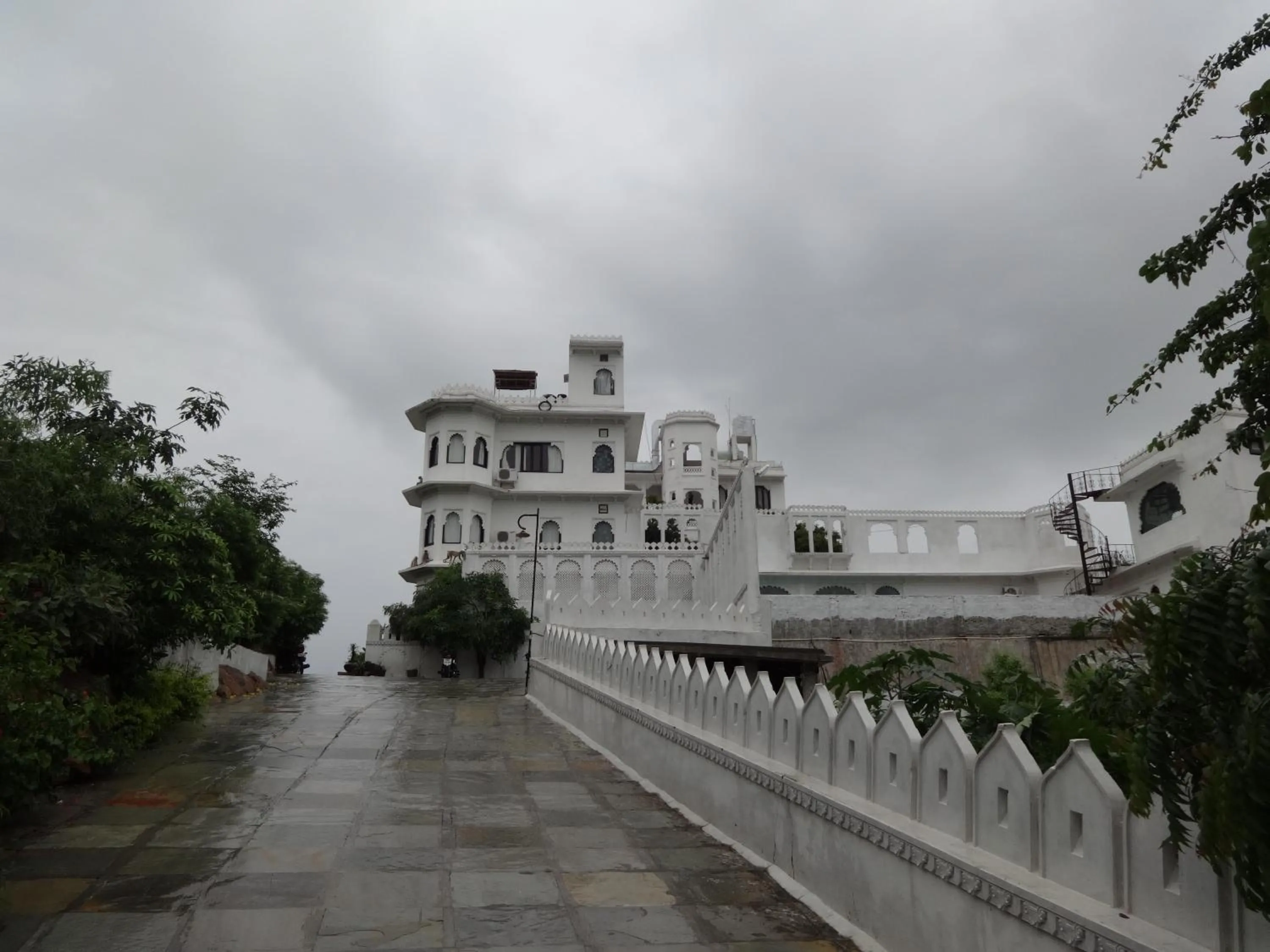 Facade/entrance in Karohi Haveli - A Heritage Hotel