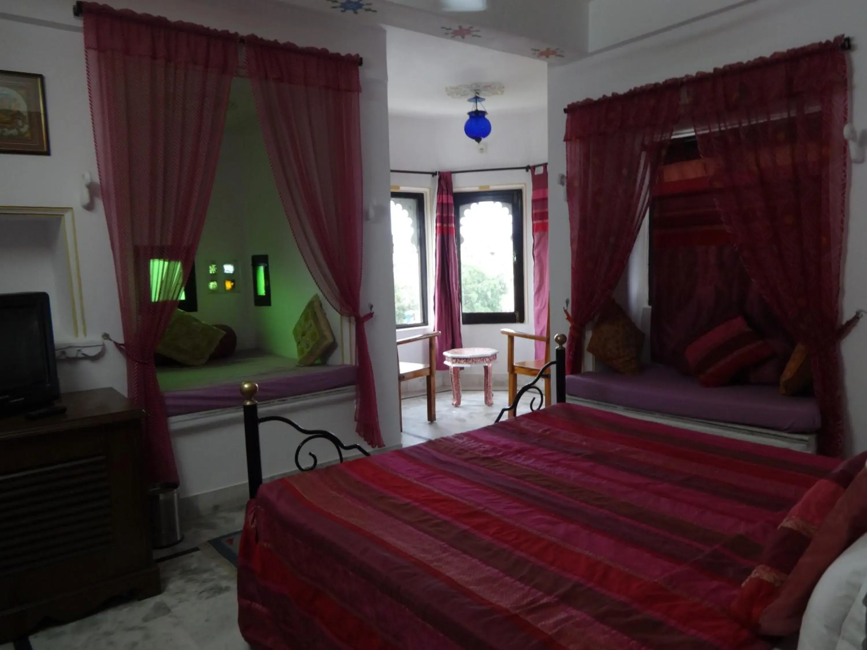 Super Deluxe or Twin Room with Lake View in Karohi Haveli - A Heritage Hotel Super Deluxe or Twin Room with Lake View in Karohi Haveli - A Heritage Hotel