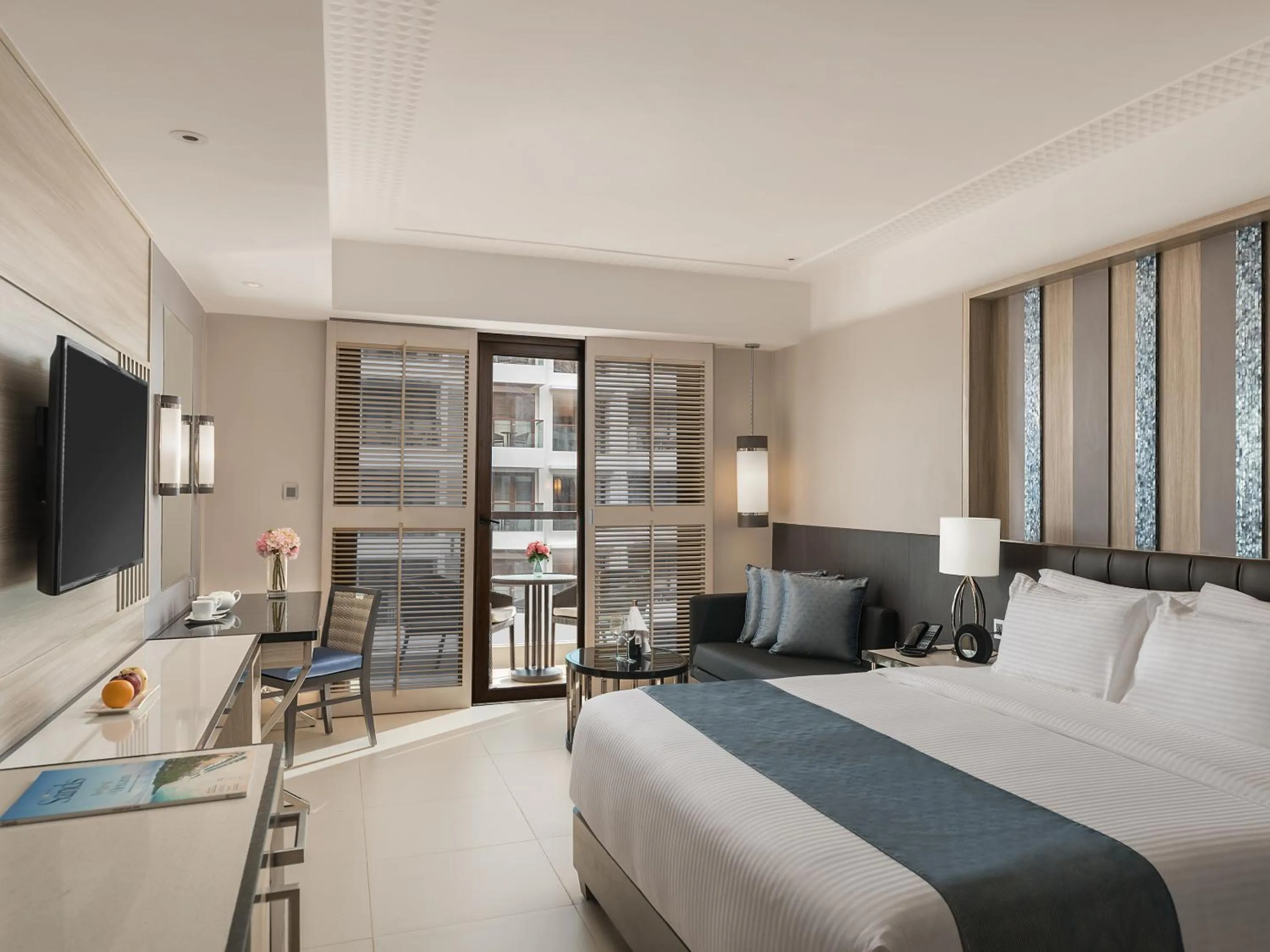 Bed in Henann Palm Beach Resort