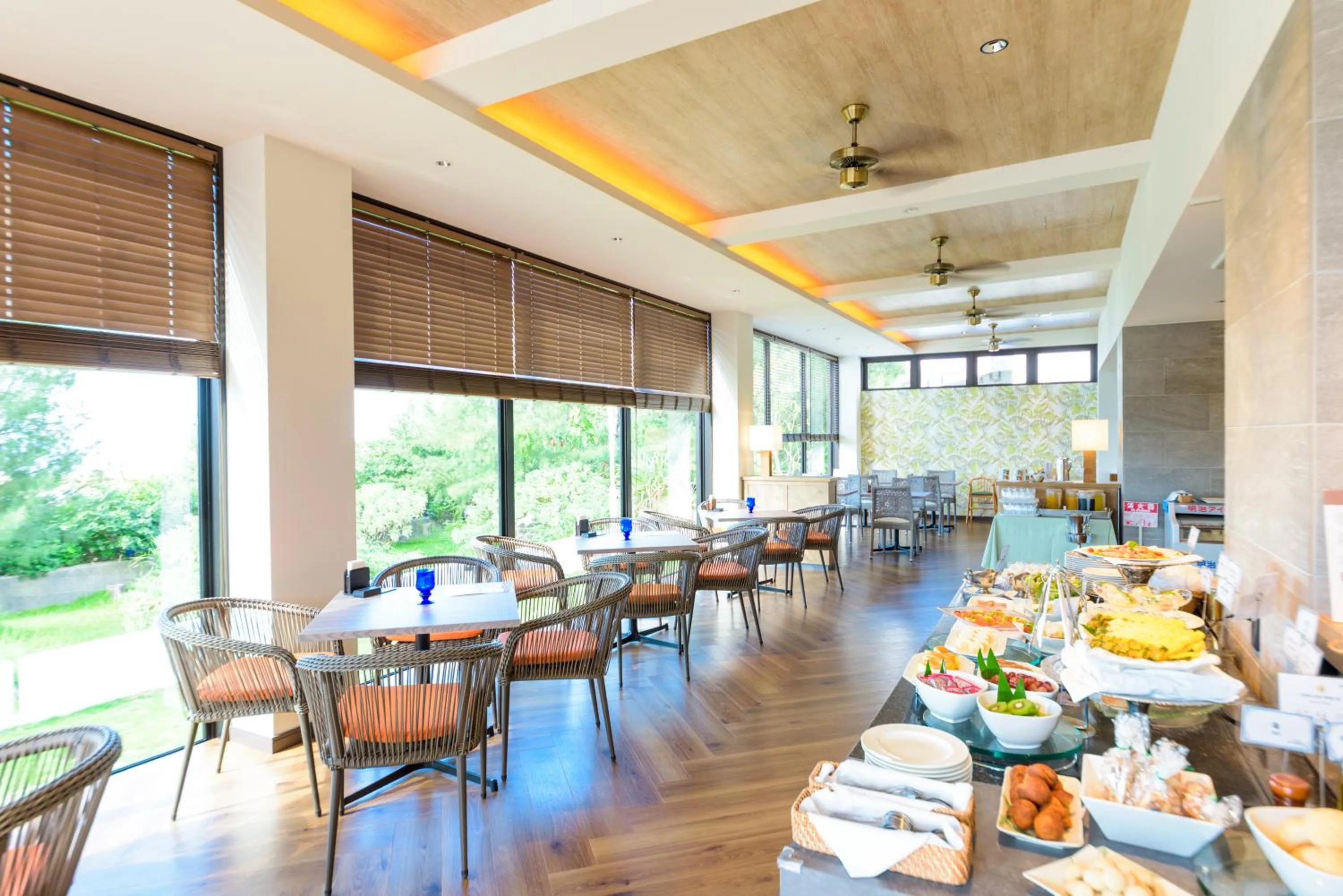 Buffet breakfast in Scallop Beach Condominium