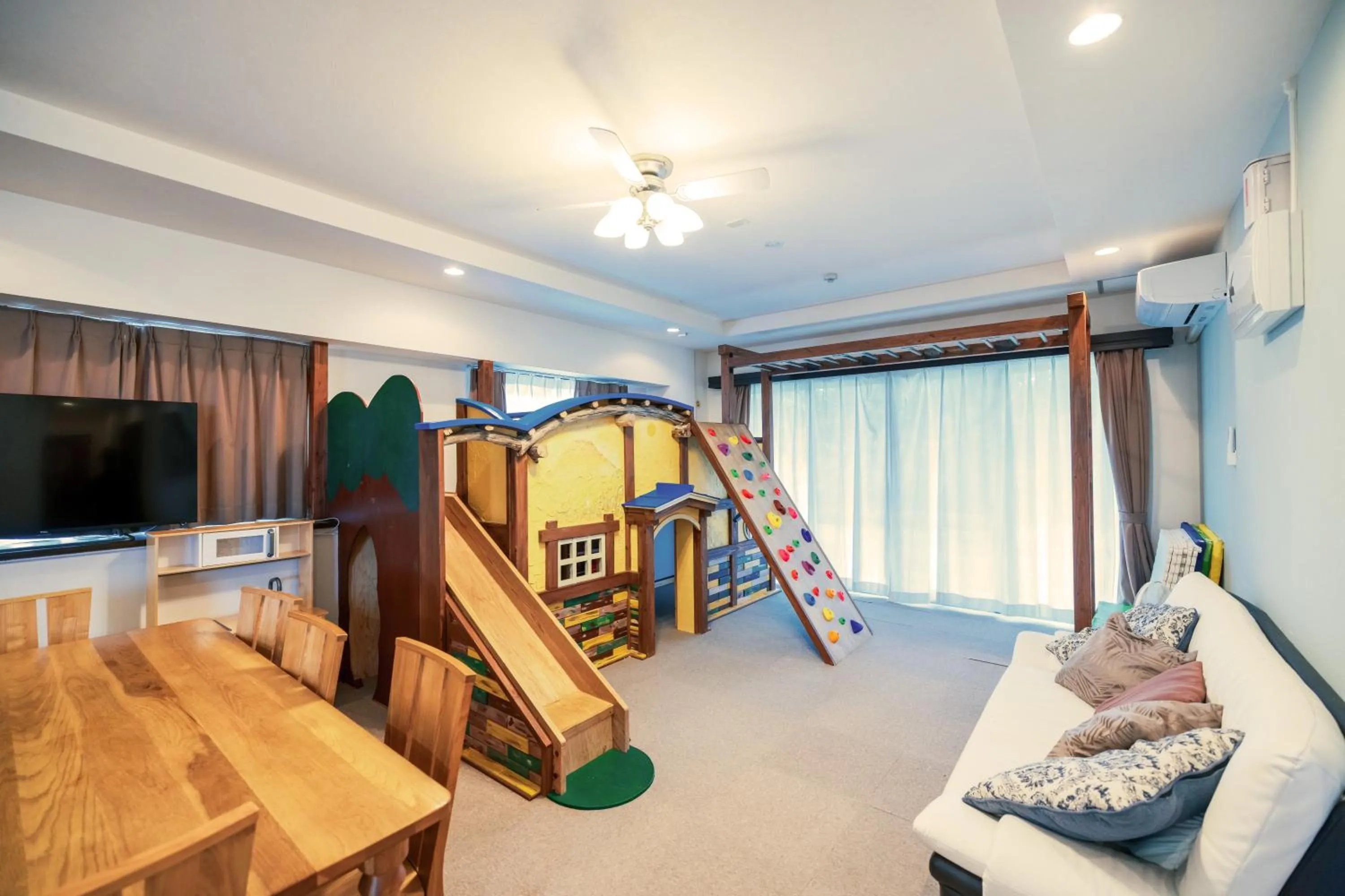 Living room in Scallop Beach Condominium