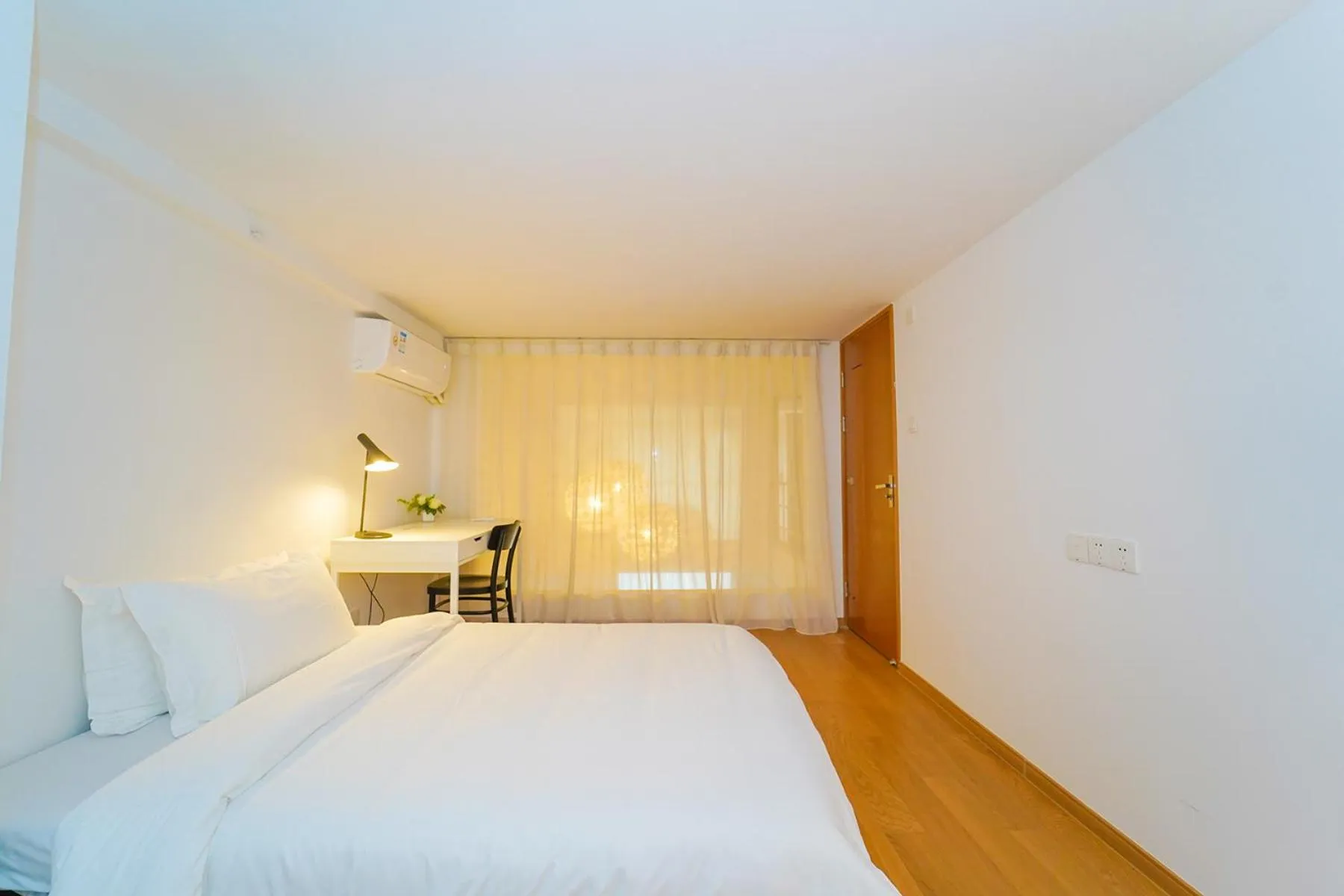 Bed in Lujiazui More Residence