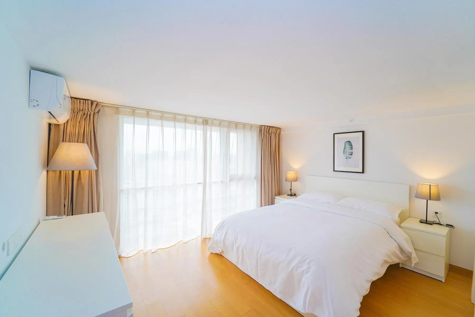 Bedroom, Bed in Lujiazui More Residence