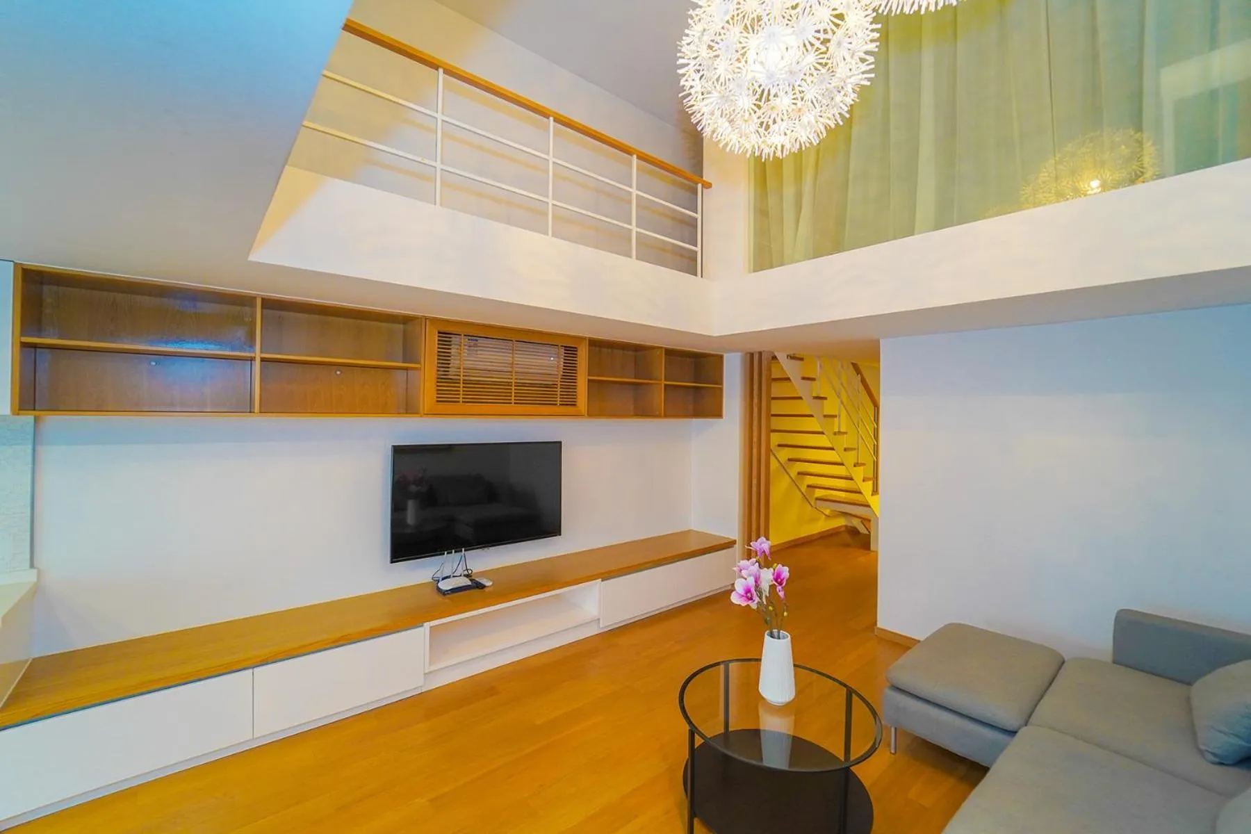 TV and multimedia in Lujiazui More Residence