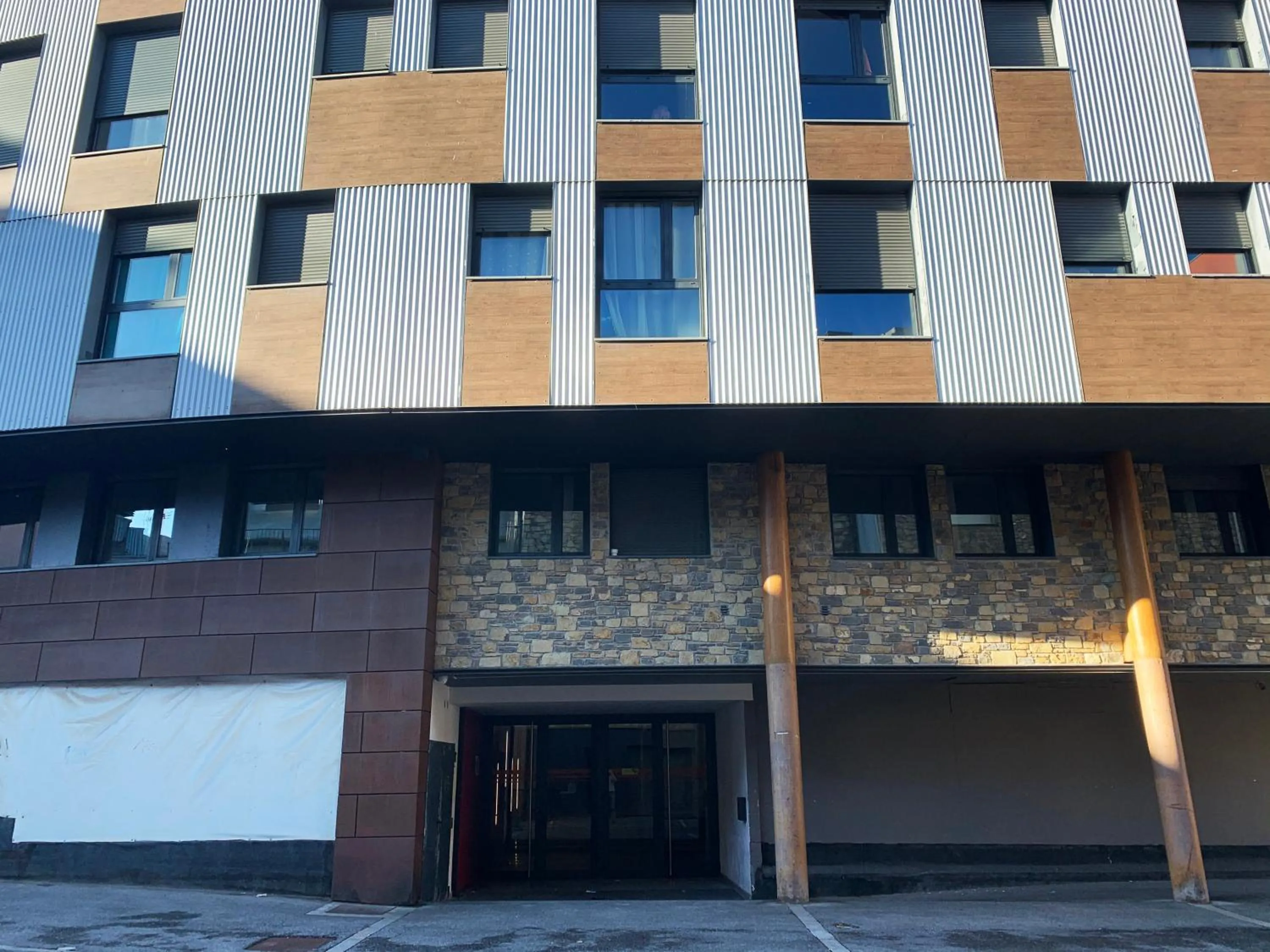 Property building in Apartamentos La Solana 3000