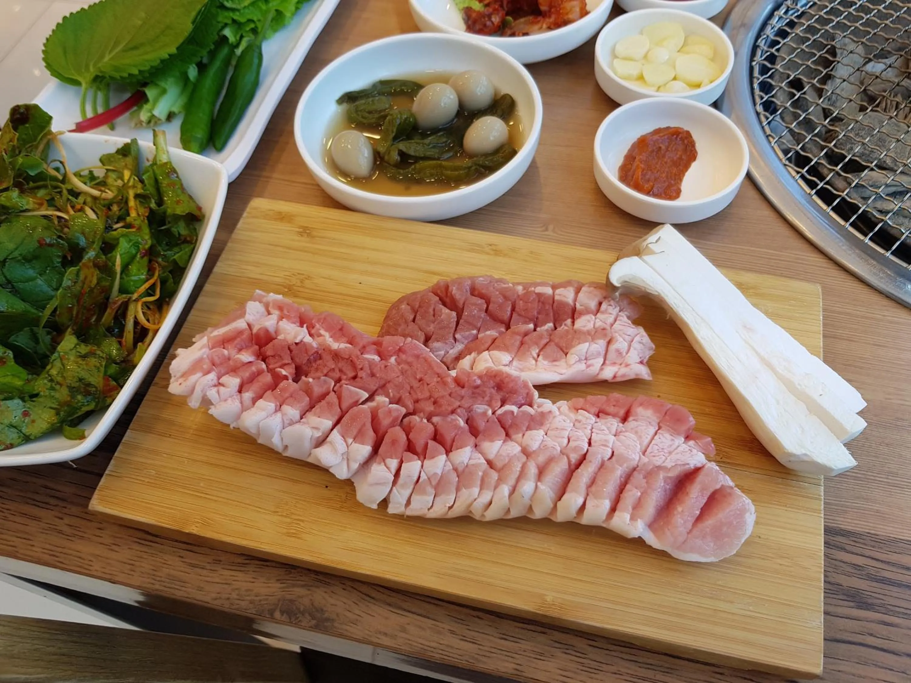 Food and drinks in Artravel Myeongdong