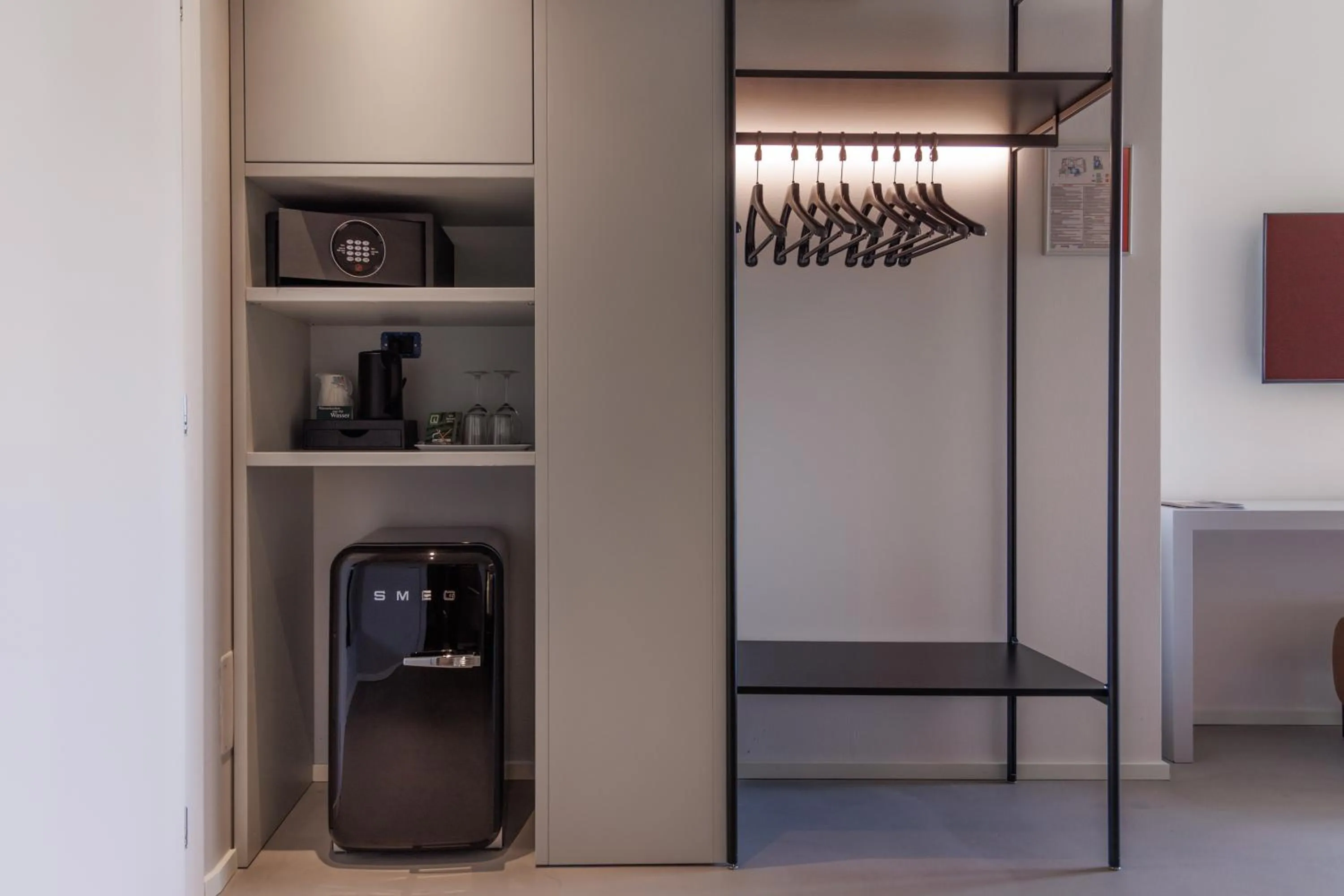 wardrobe in Hotel Meridiana