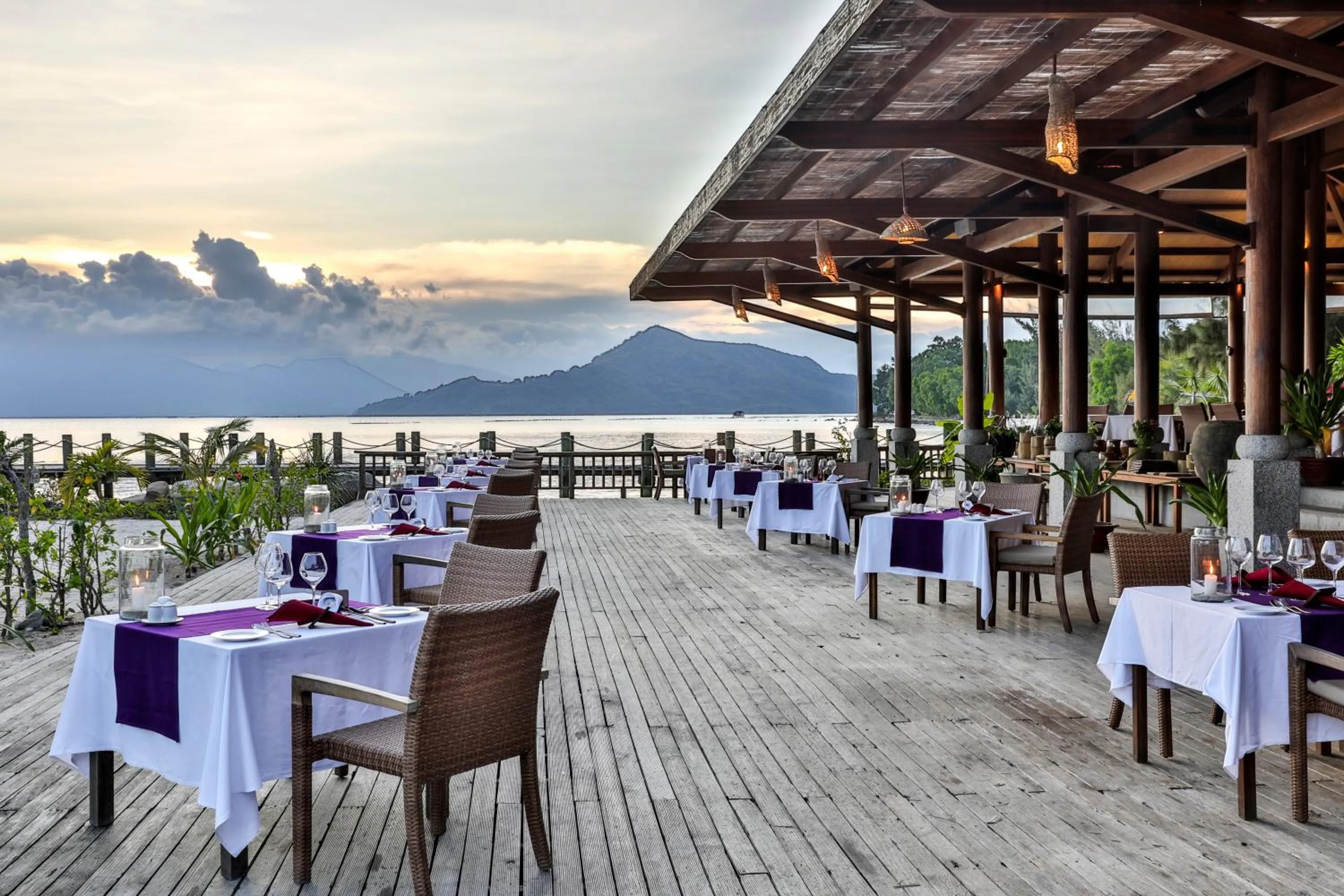 Restaurant/places to eat in L'Alya Ninh Van Bay