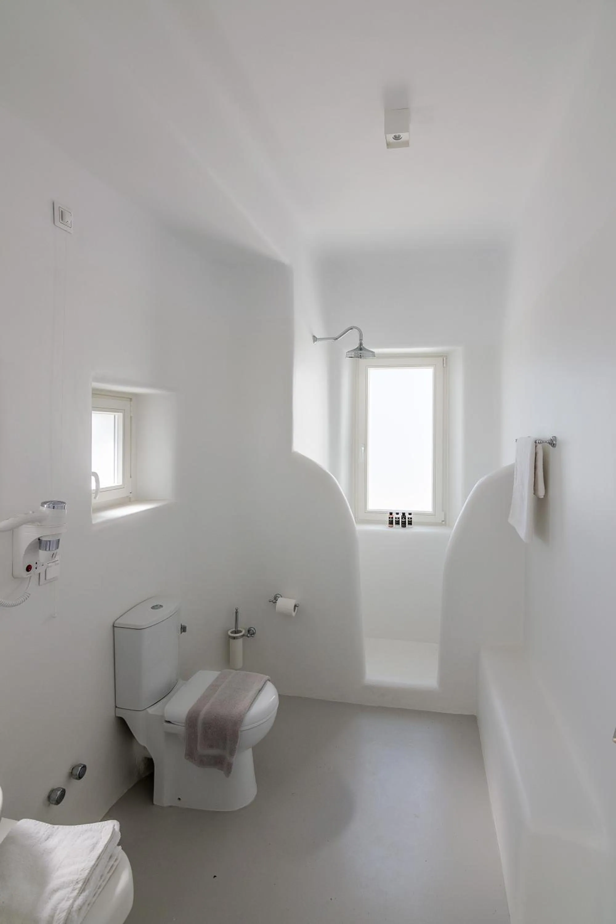 Bathroom in Eden View Suites & Villas