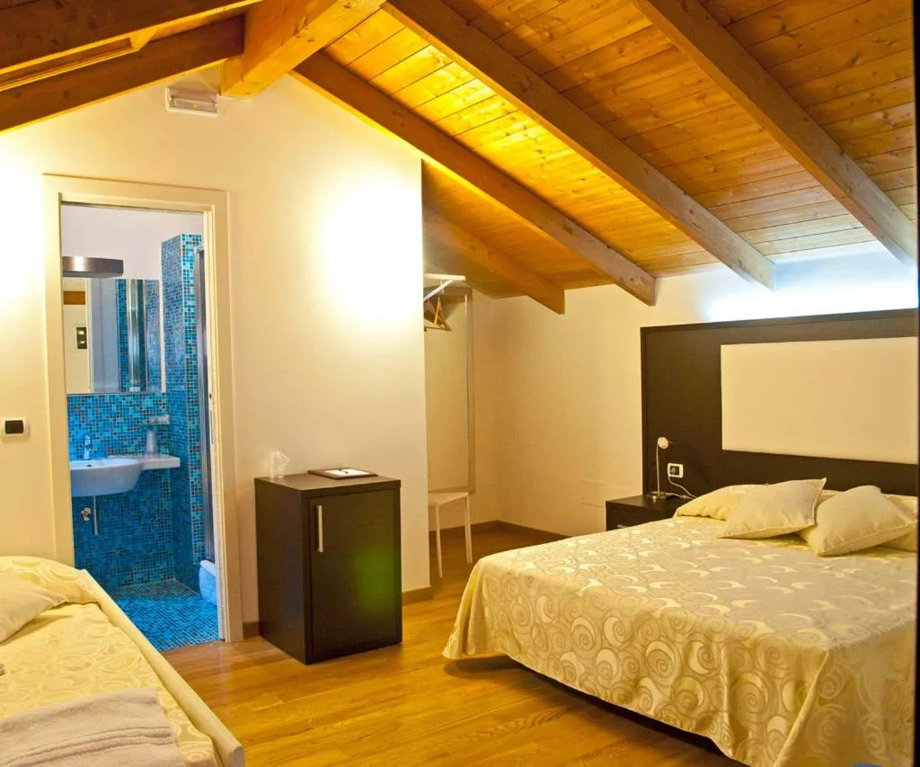 Bed in Antico Borgo Chieti