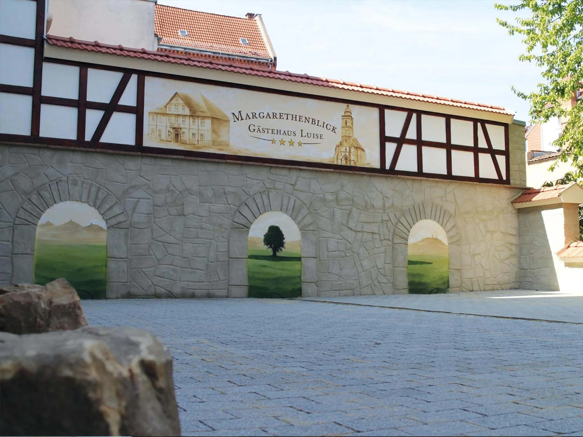Property building in Gästehaus Luise