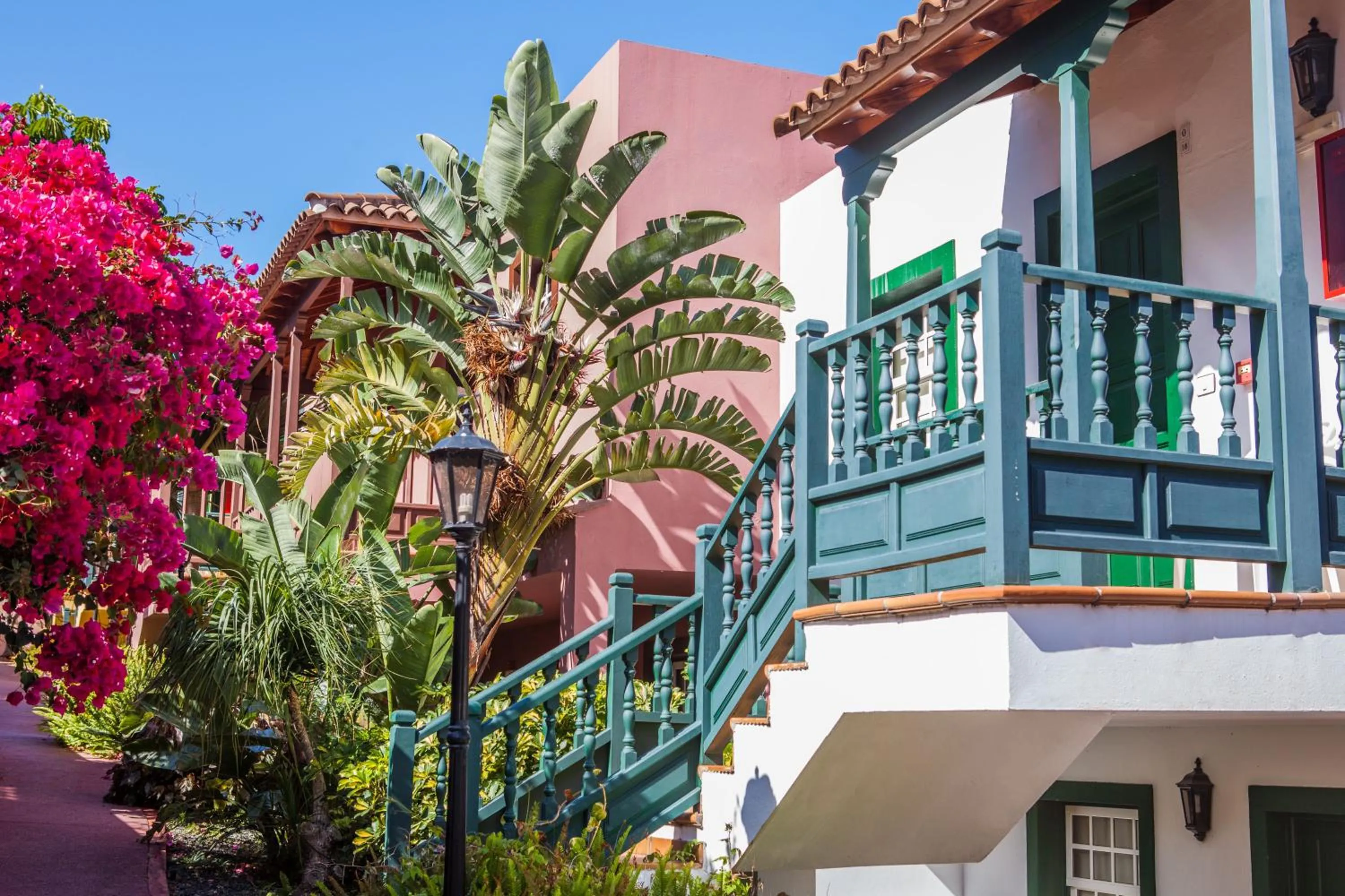 Apartamentos Oasis San Antonio