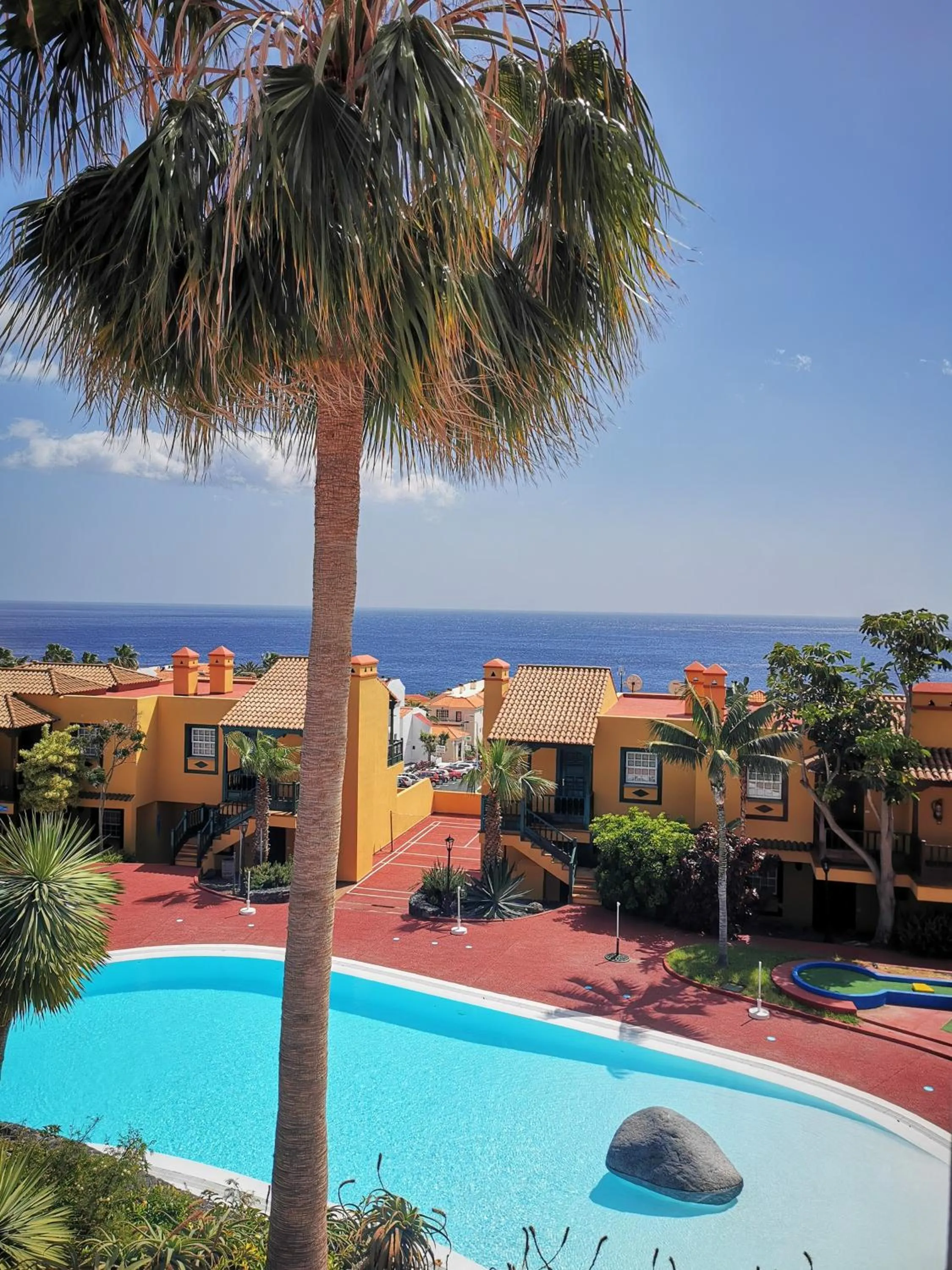 Apartamentos Oasis San Antonio