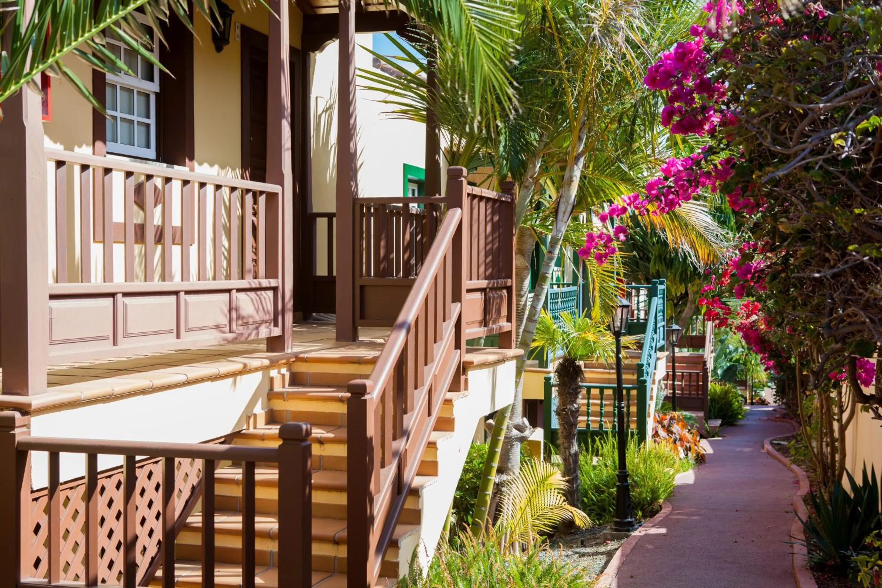 Facade/entrance in Apartamentos Oasis San Antonio