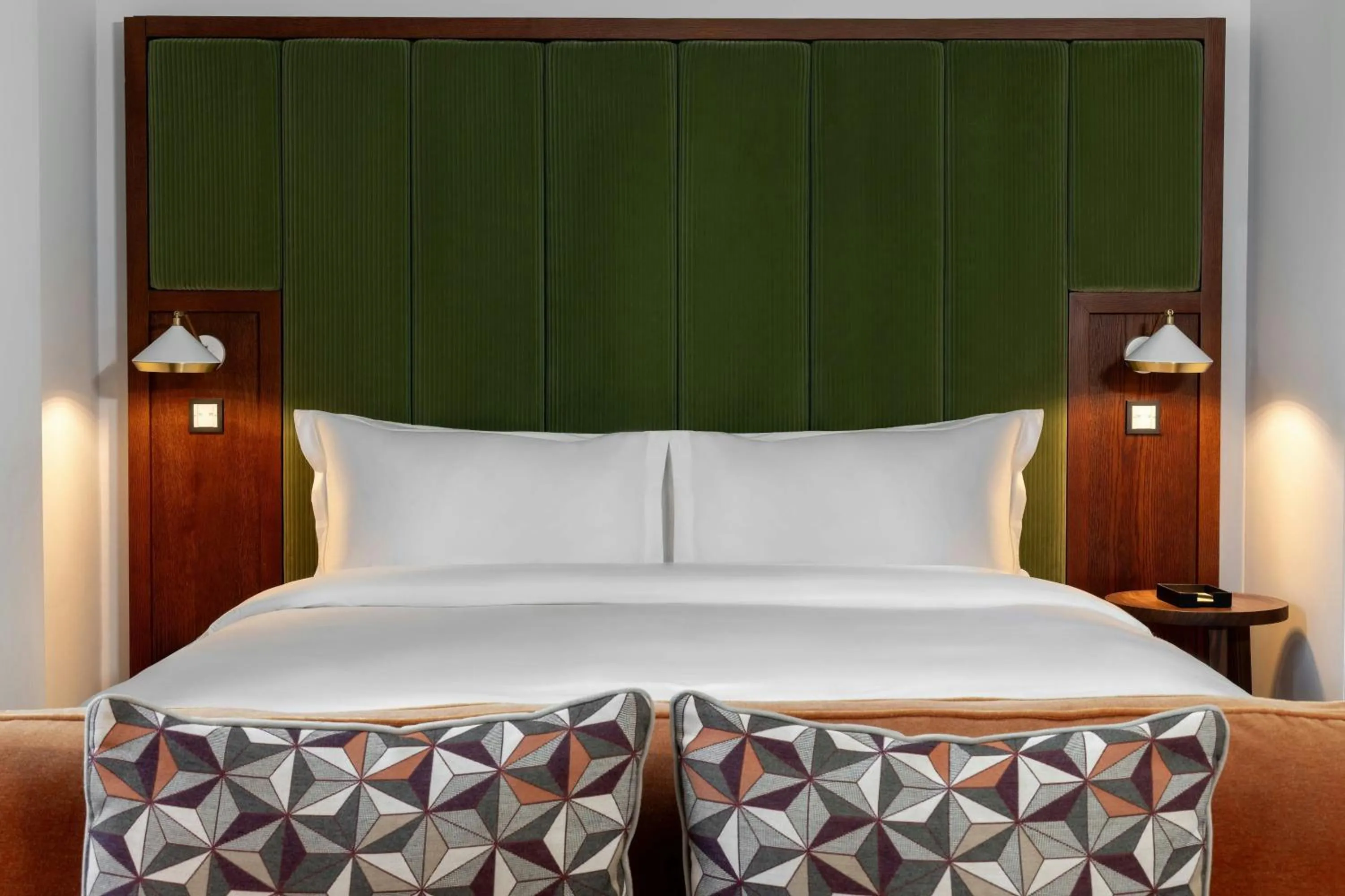 Bedroom, Bed in The Edinburgh Grand, a Luxury Collection Hotel, Edinburgh