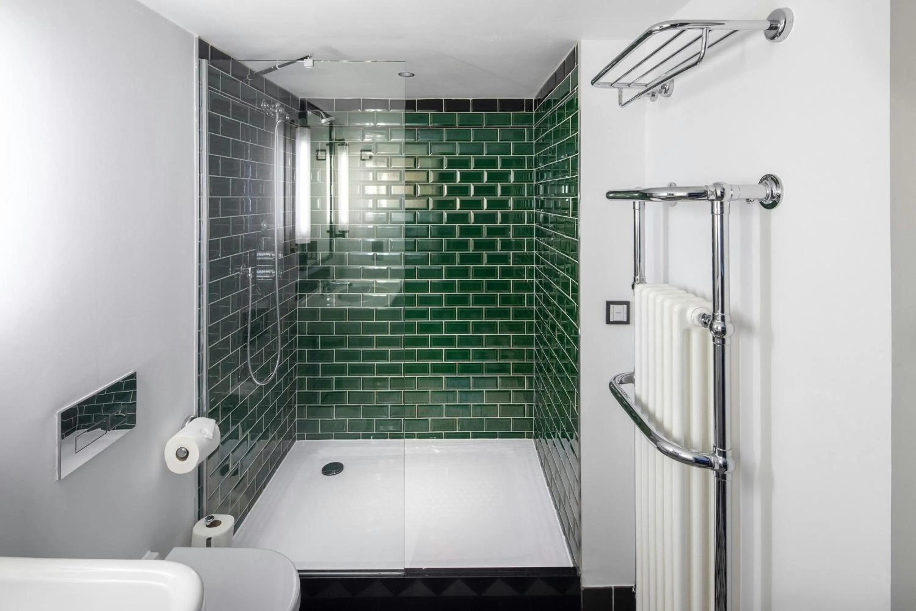 Bathroom in The Edinburgh Grand, a Luxury Collection Hotel, Edinburgh