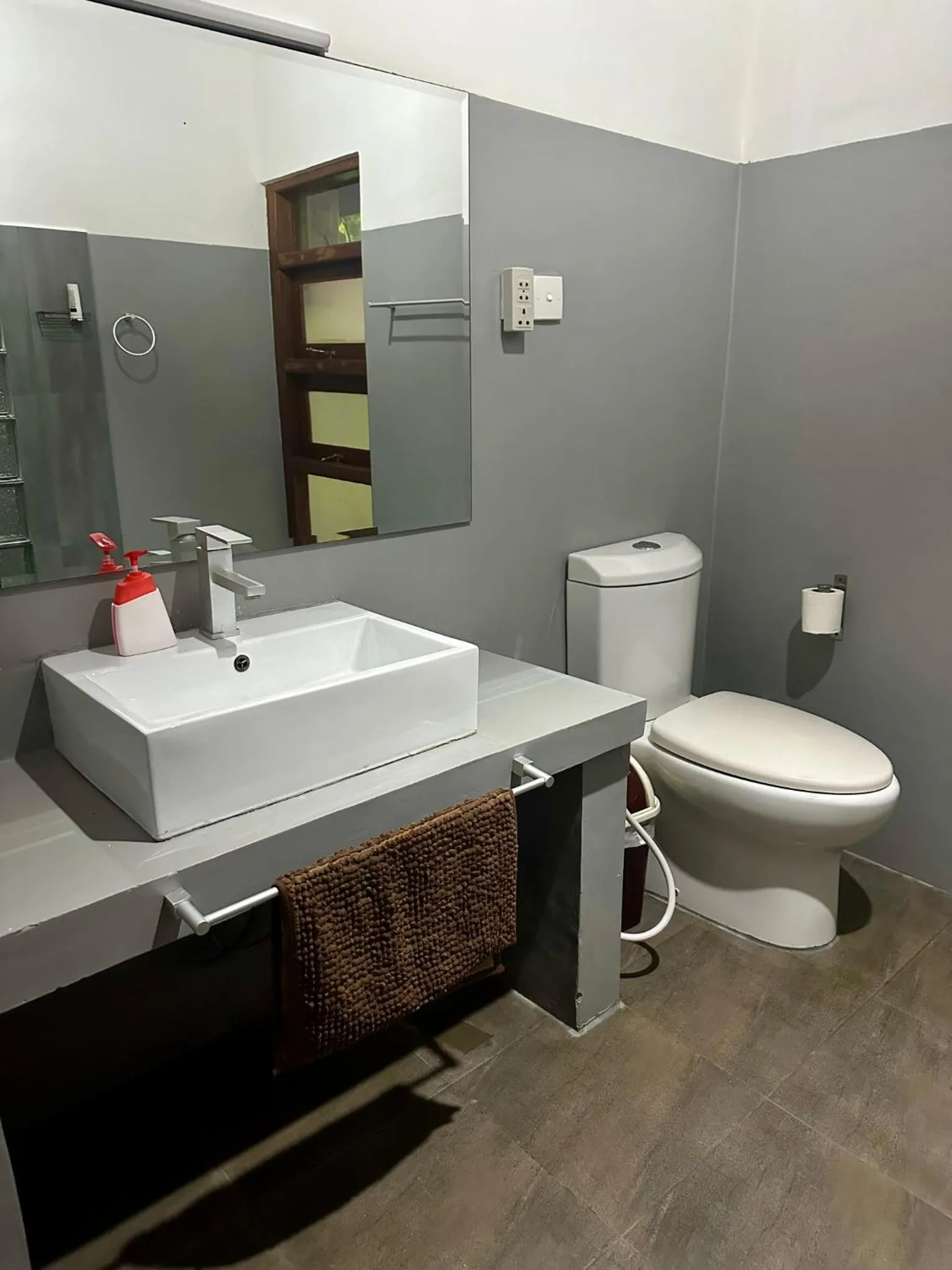 Shower in Sat Nam Village Hotel