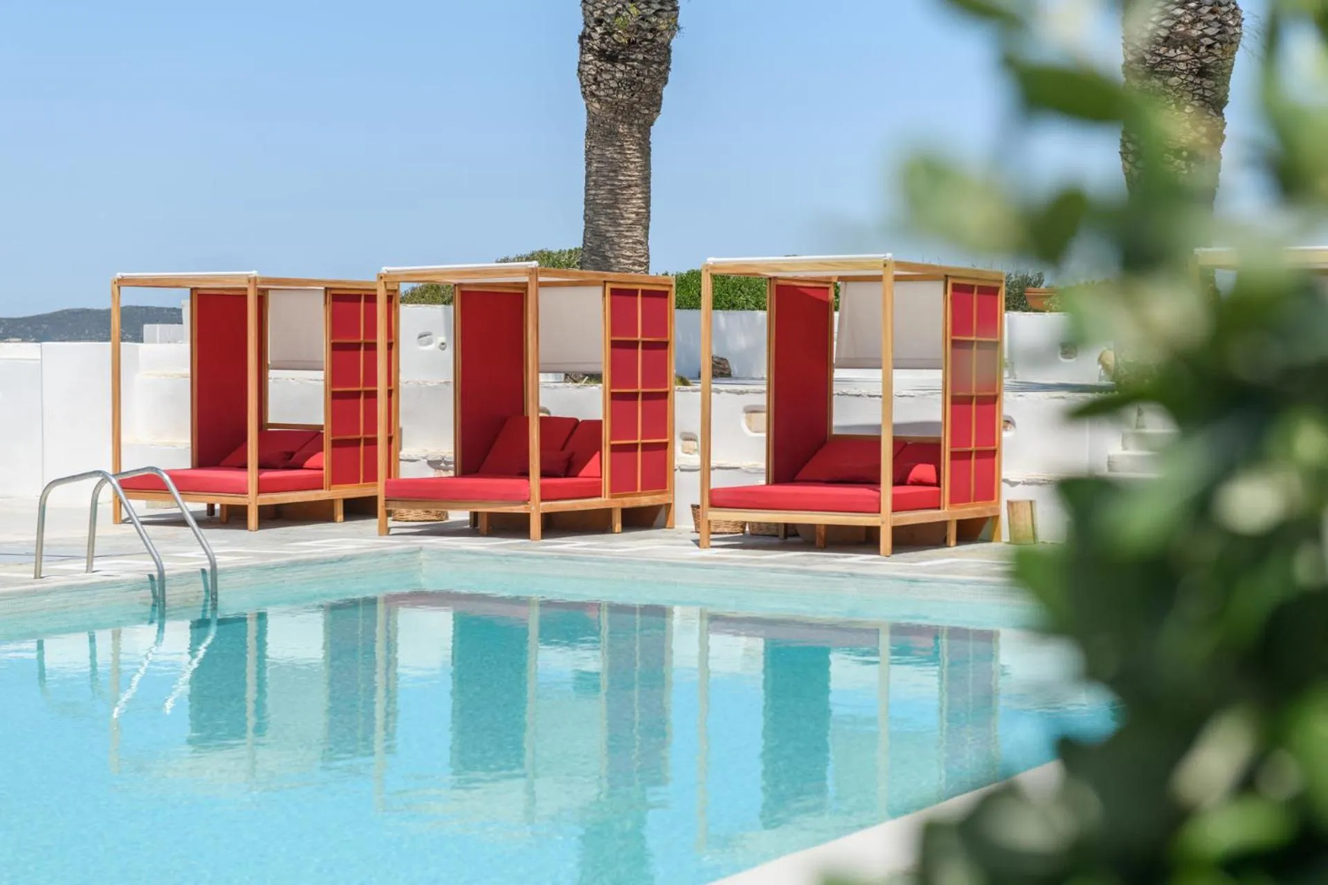 Swimming pool in Kallisti Paros