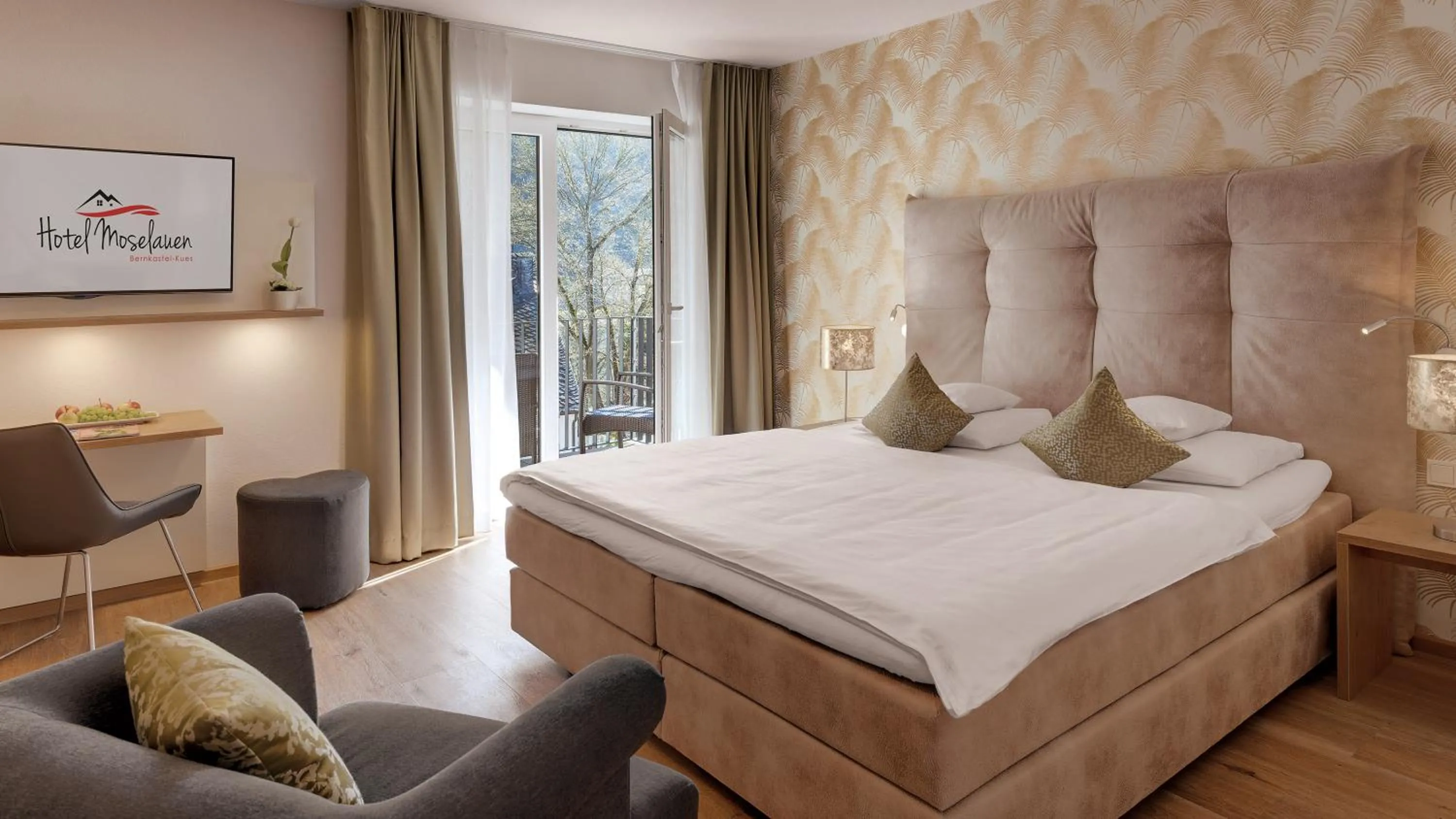 Bed in Hotel Moselauen