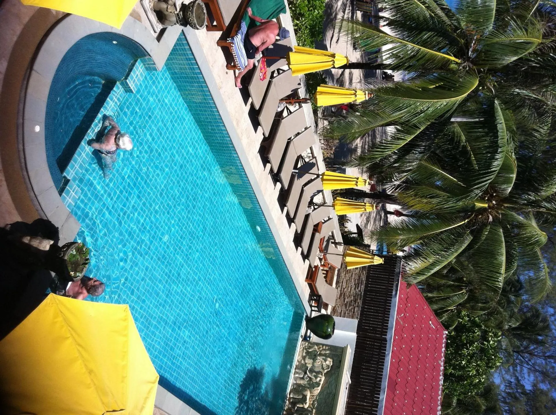  in Kamala Beachfront Apartment