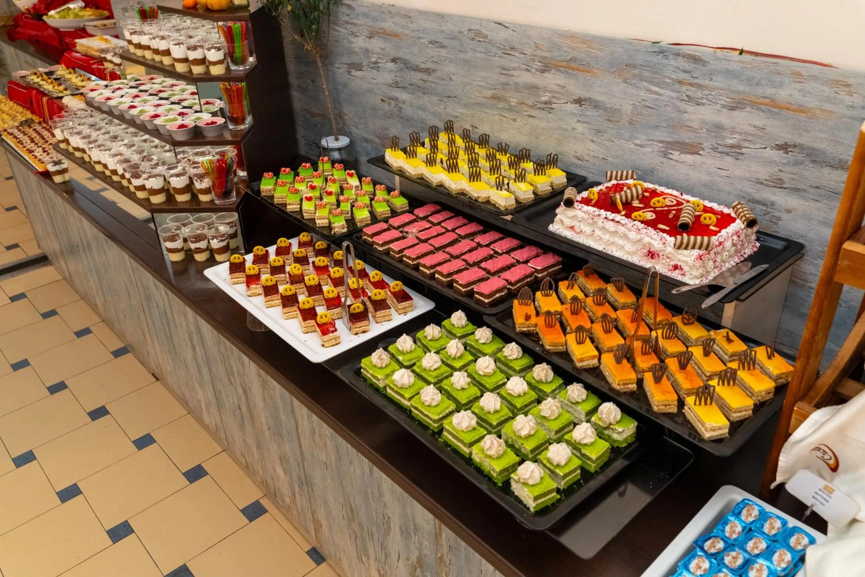 Food in MPM Astoria Hotel - Ultra All Inclusive