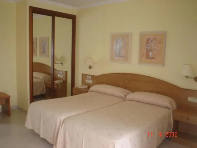 Bed in Hotel Piñeiro 2 Estrellas Superior