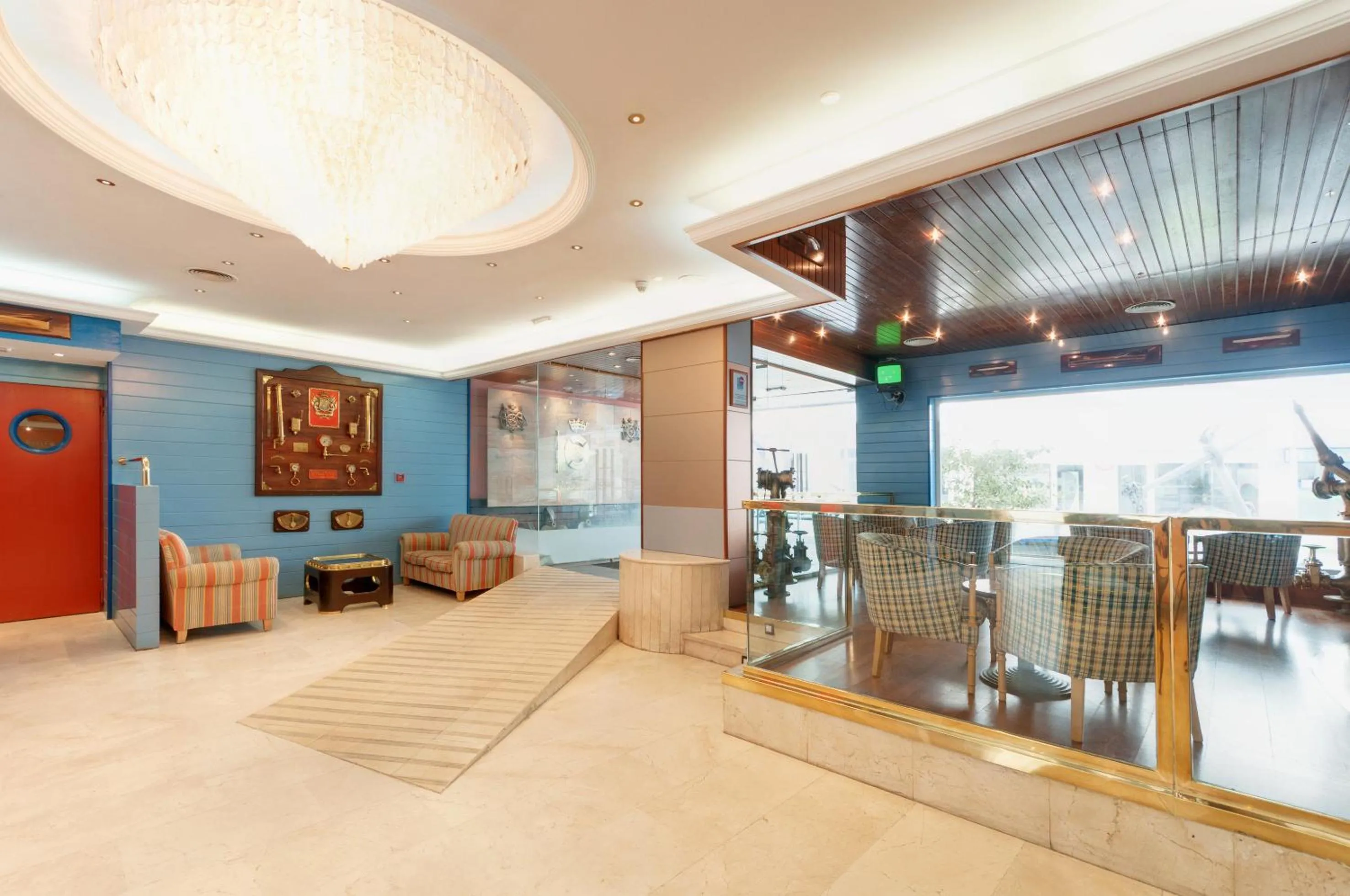 Lobby or reception in Hotel Náyade