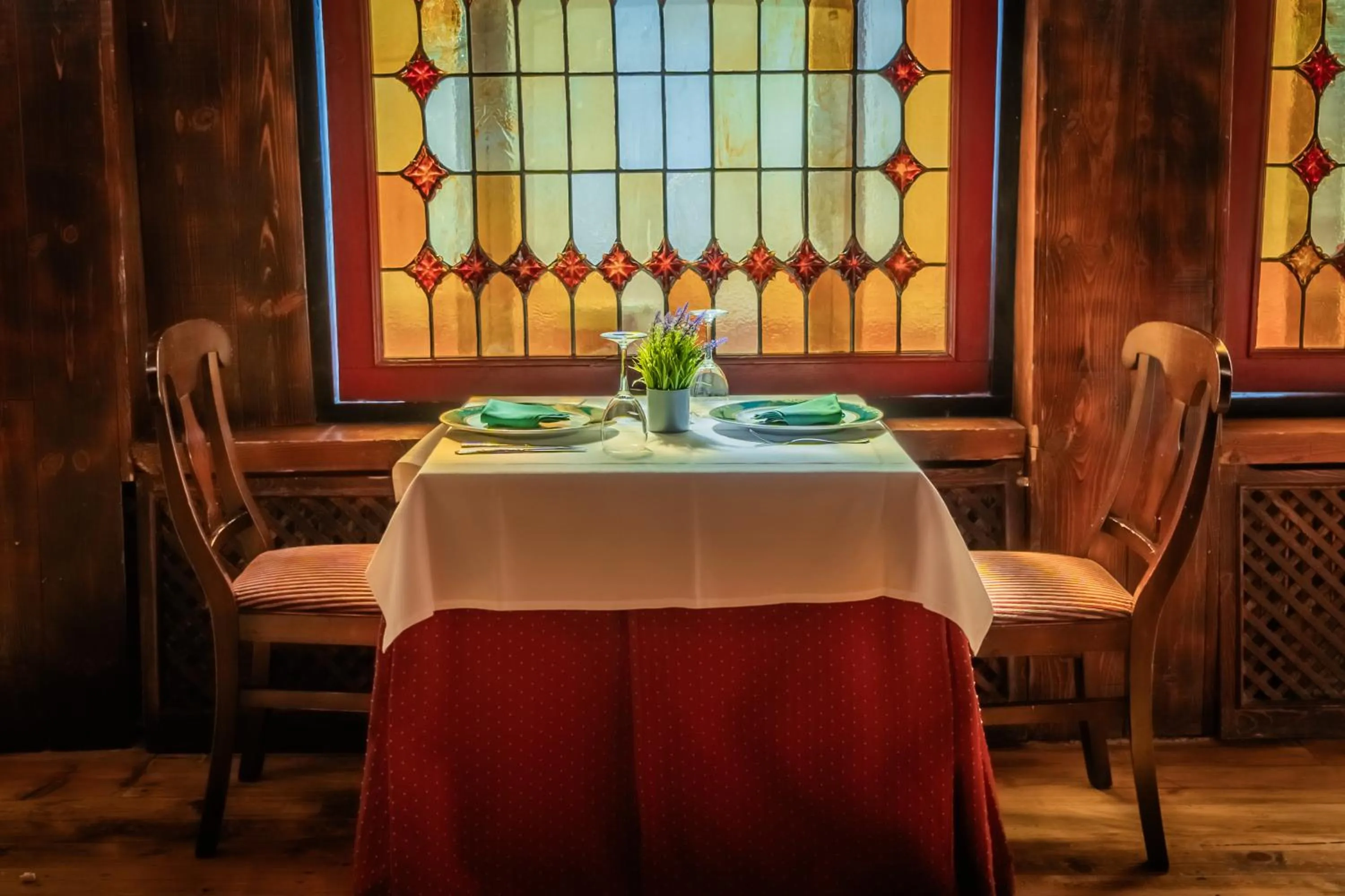 Restaurant/places to eat in Hotel Náyade