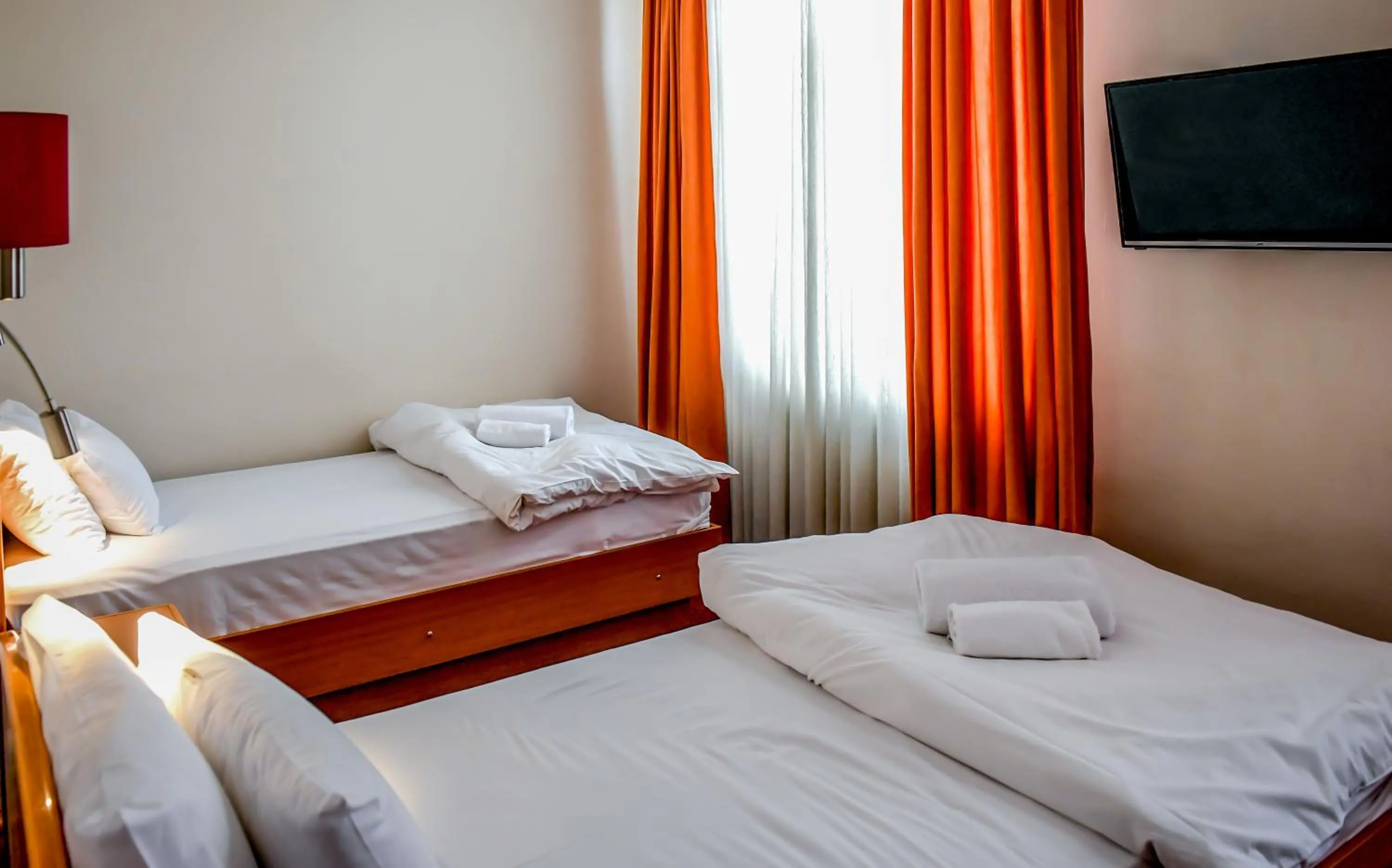 Bed in Hotel Fontana