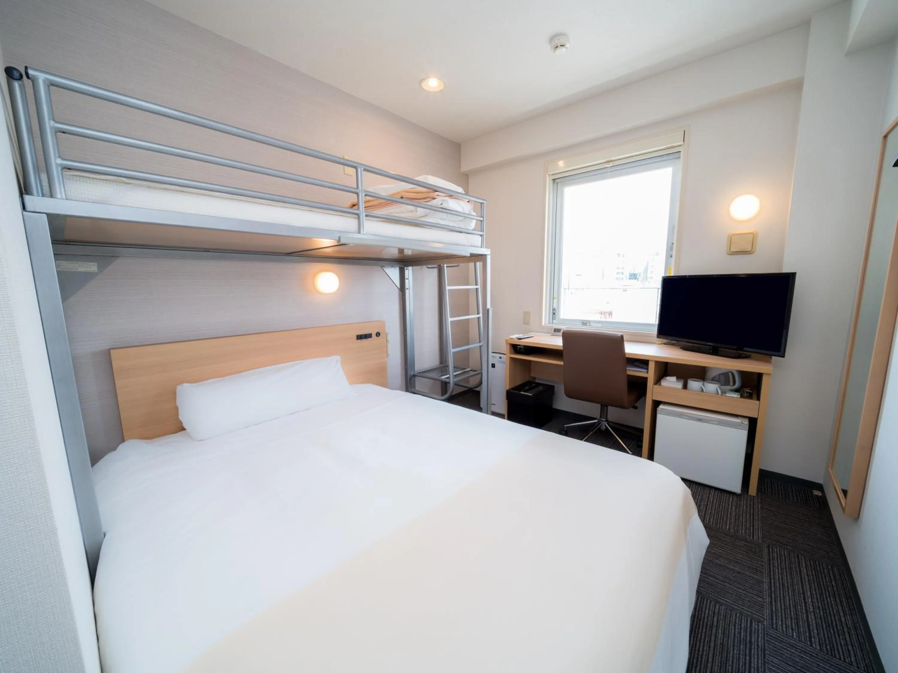 TV and multimedia, Bed in Super Hotel Takamatsu Tamachi